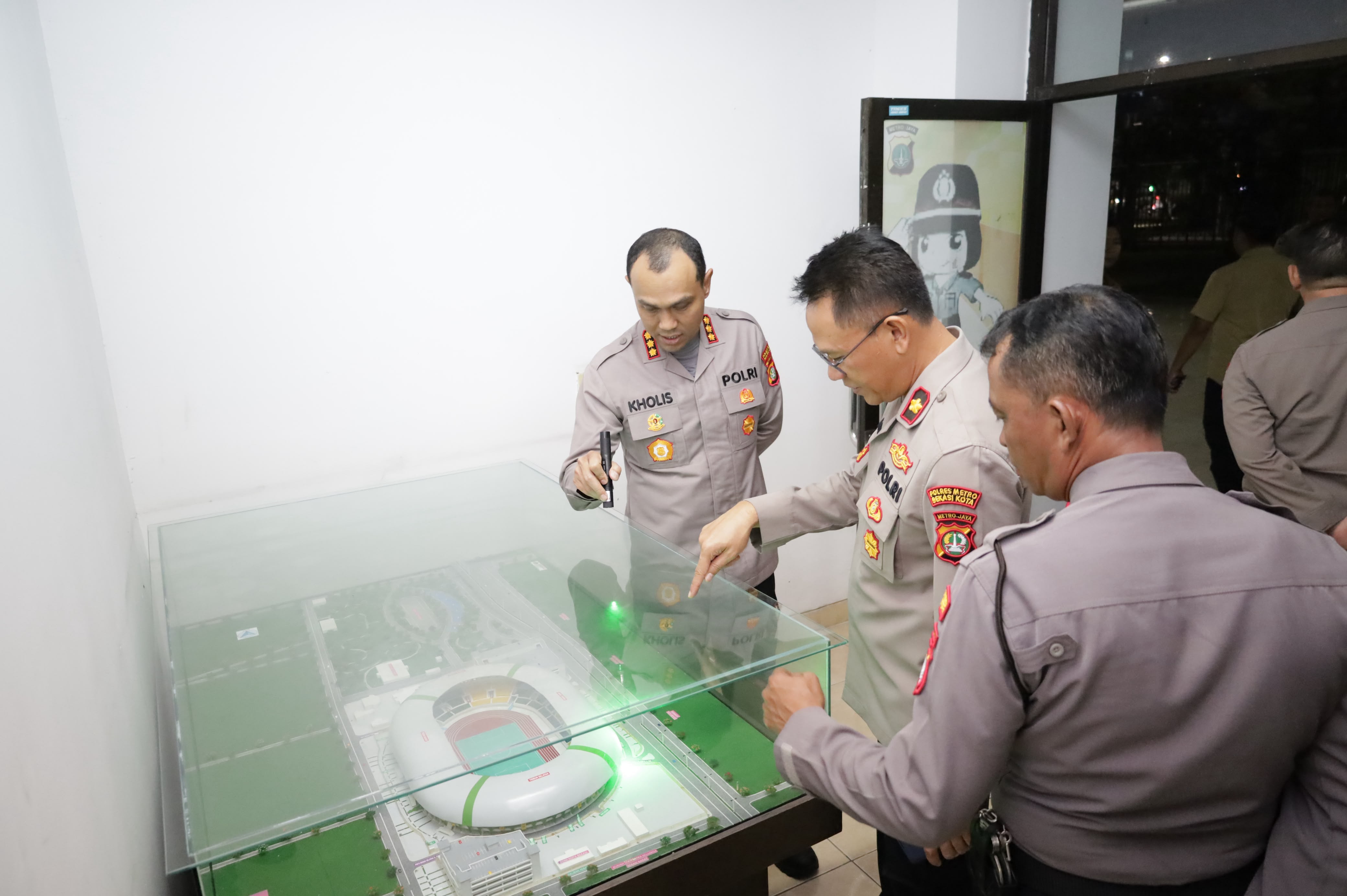 Jelang Semen Padang FC vs PSIS Semarang, Polres Metro Bekasi Kota Hadirkan Sport Tourism