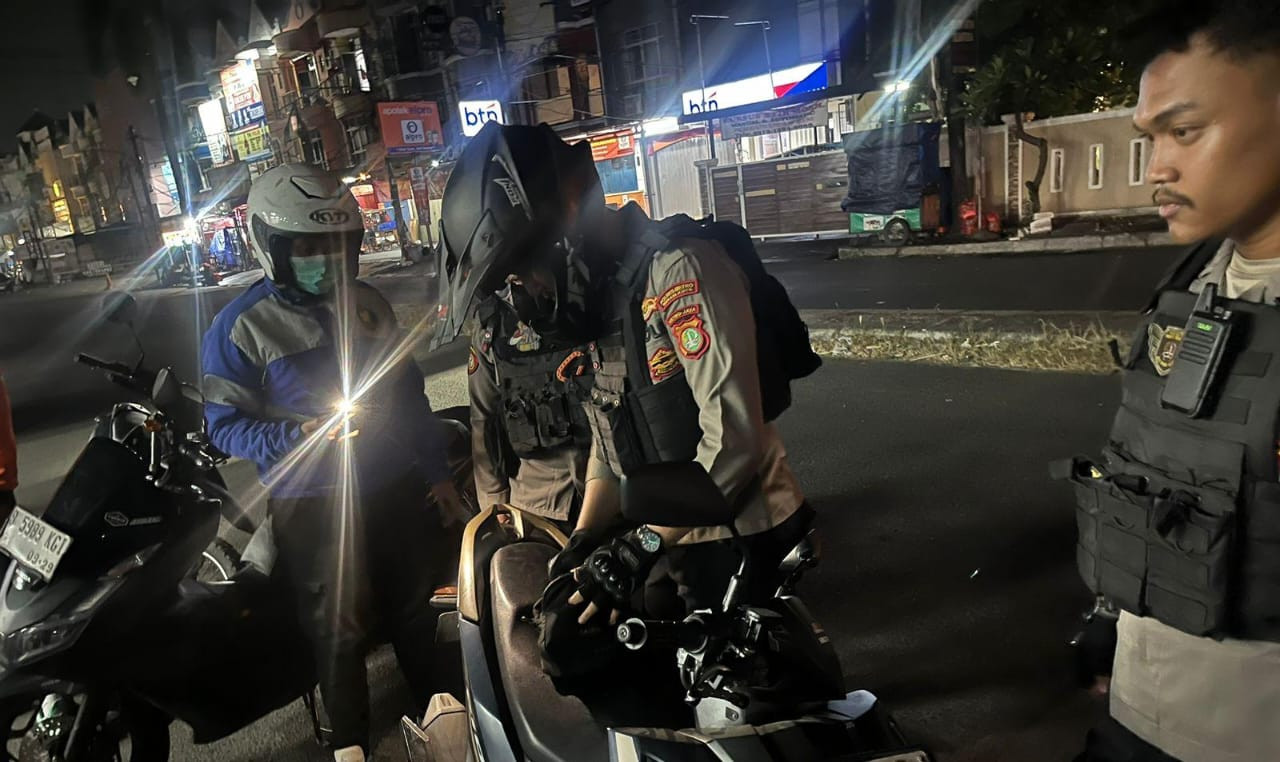 Tim Patroli Presisi Polres Metro Bekasi Kota Gencarkan Operasi Dini Hari, Jaga Kondusivitas Wilayah