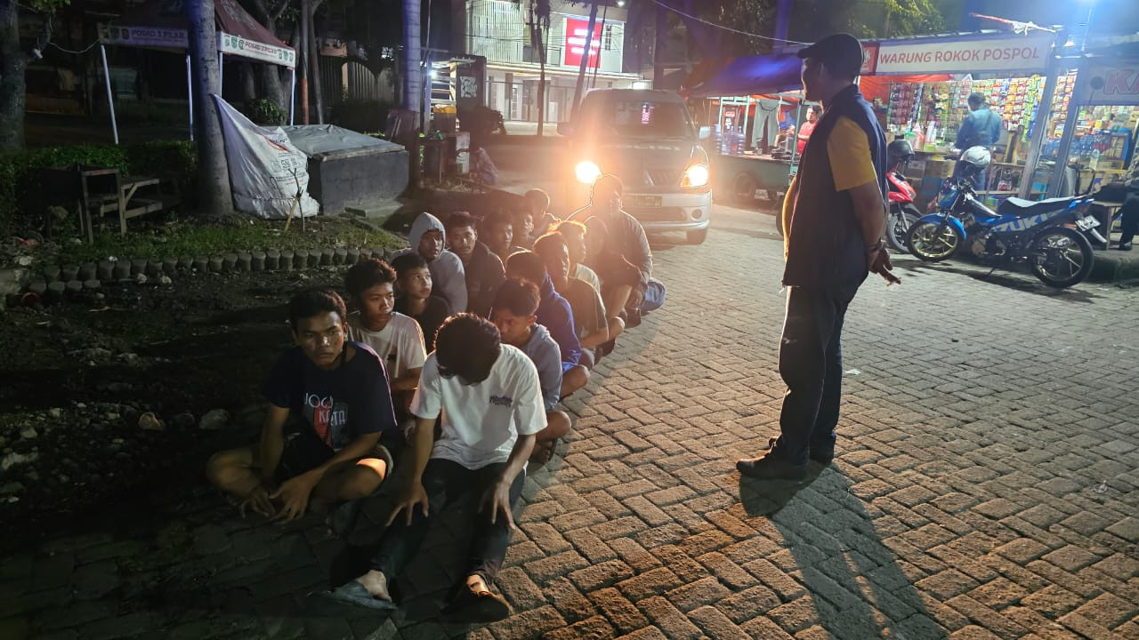 Polsek Medansatria Gelar Patroli Malam untuk Antisipasi Gangguan Keamanan