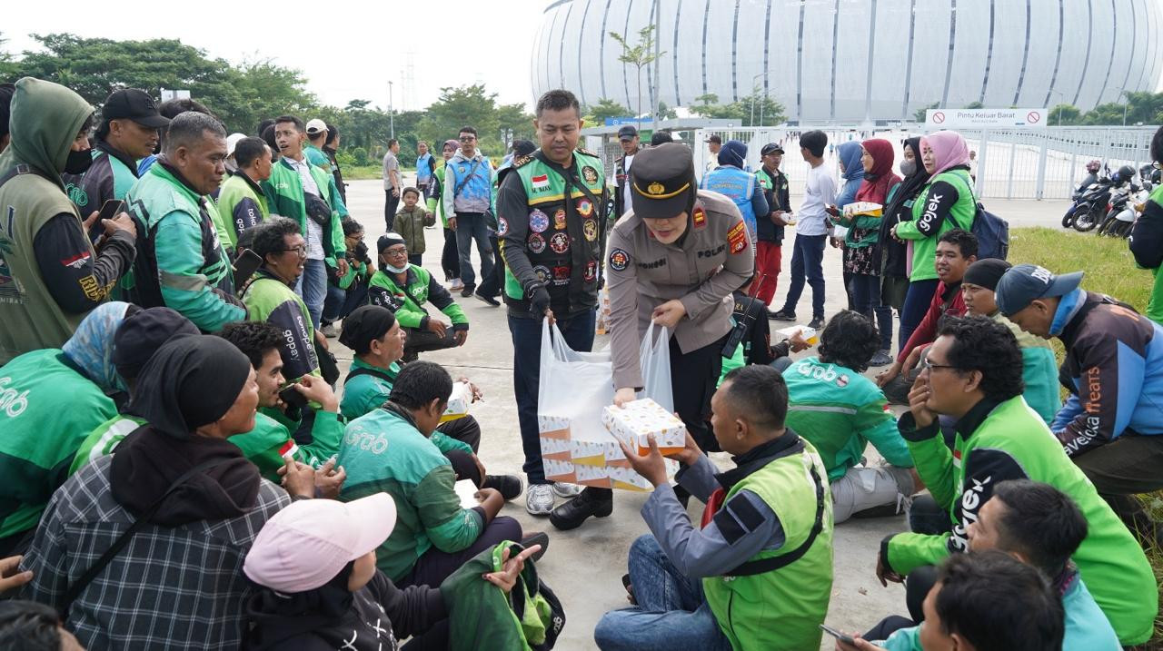 Pelayanan Prima di Hari Buruh, Polres Metro Jakarta Utara Tunjukkan Kepedulian Nyata