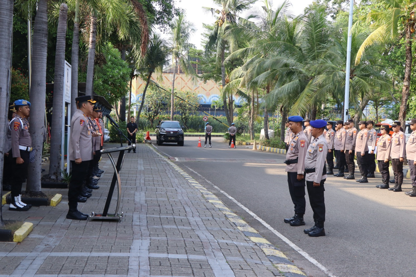Kapolres Kepulauan Seribu Tekankan Jaga Nama Baik Polri dan Sukseskan Program Jaga Jakarta+