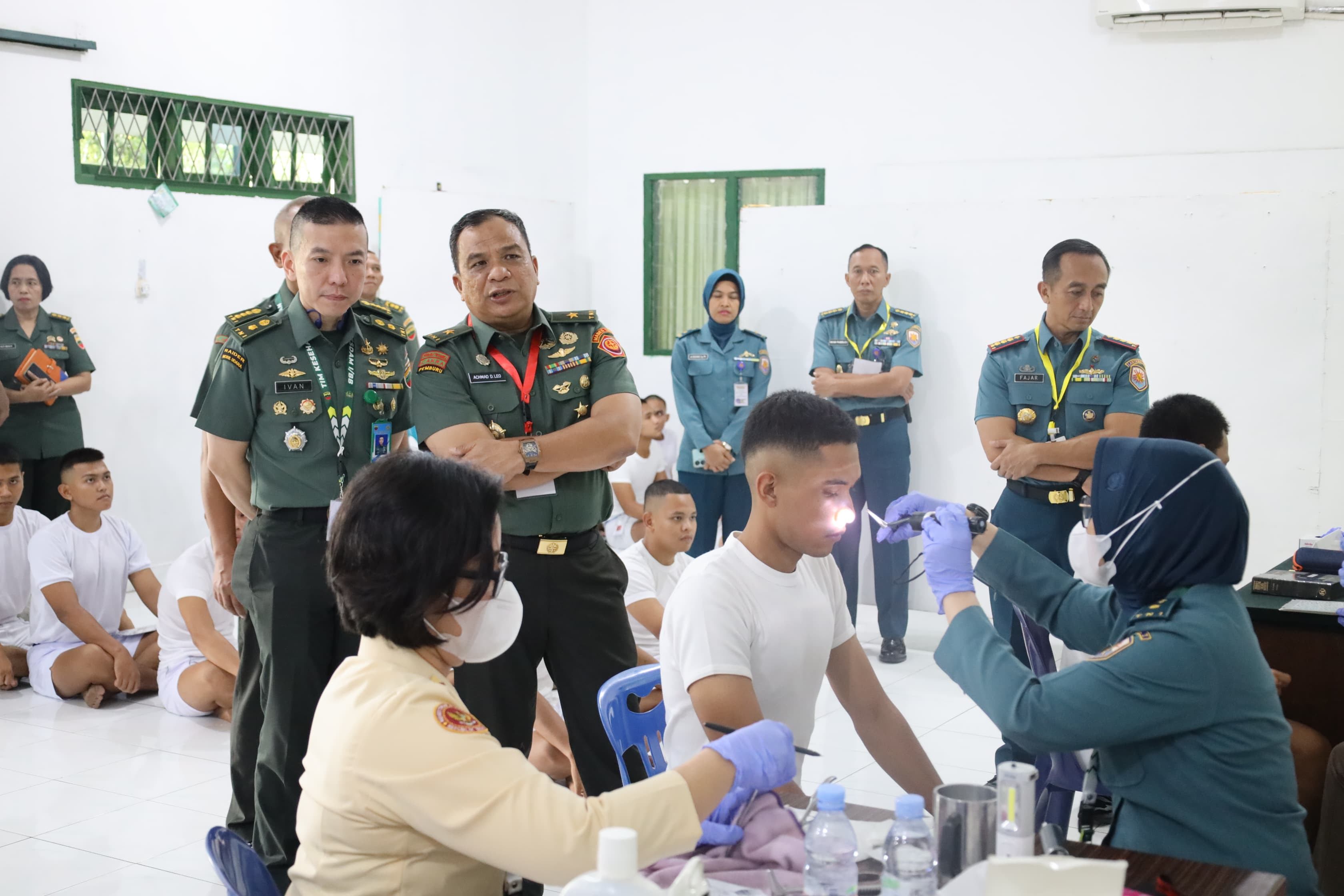 Wakil Komandan Lantamal I Turut Serta Awasi Pelaksanaan Pemeriksaan Kesehatan Calon Taruna Akademi TNI