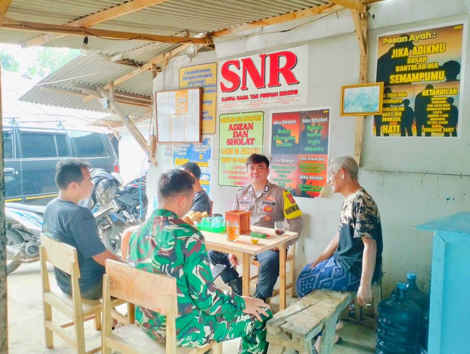 Sinergi TNI-Polri, Sambangi  Warga Binaan Ajak Jaga Kamtibmas