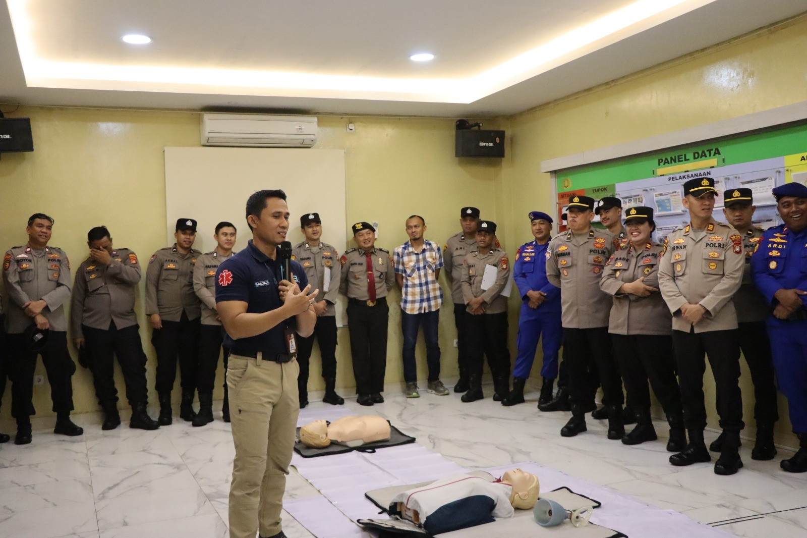 Polres Kepulauan Seribu Gelar Sosialisasi Bantuan Hidup Dasar untuk Tingkatkan Kesiapsiagaan Personel