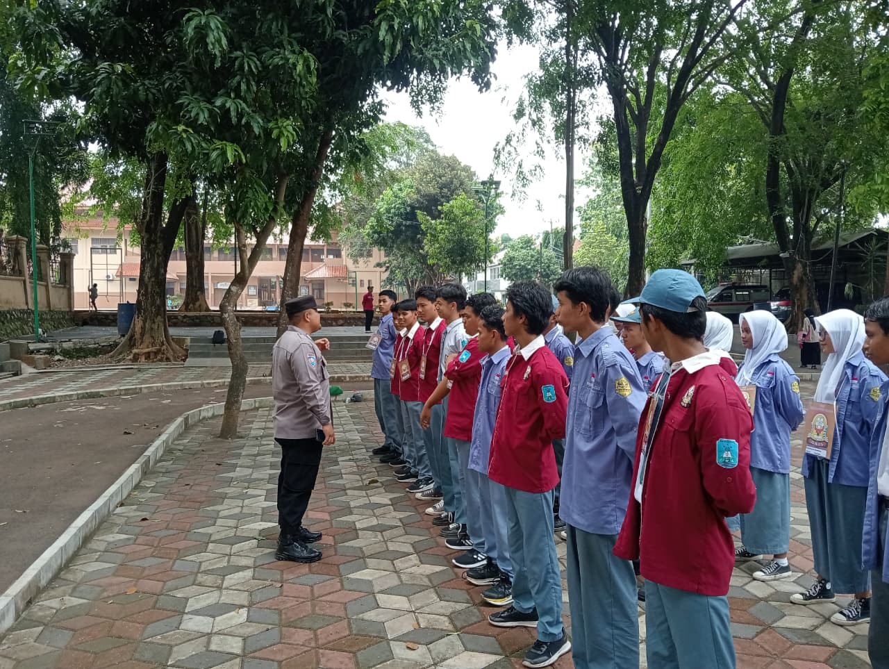 Isi LDKO Siswa, Kasat Binmas Bekasi Kota: Wawasan Kebangsaan Modal Penting Calon Pemimpin