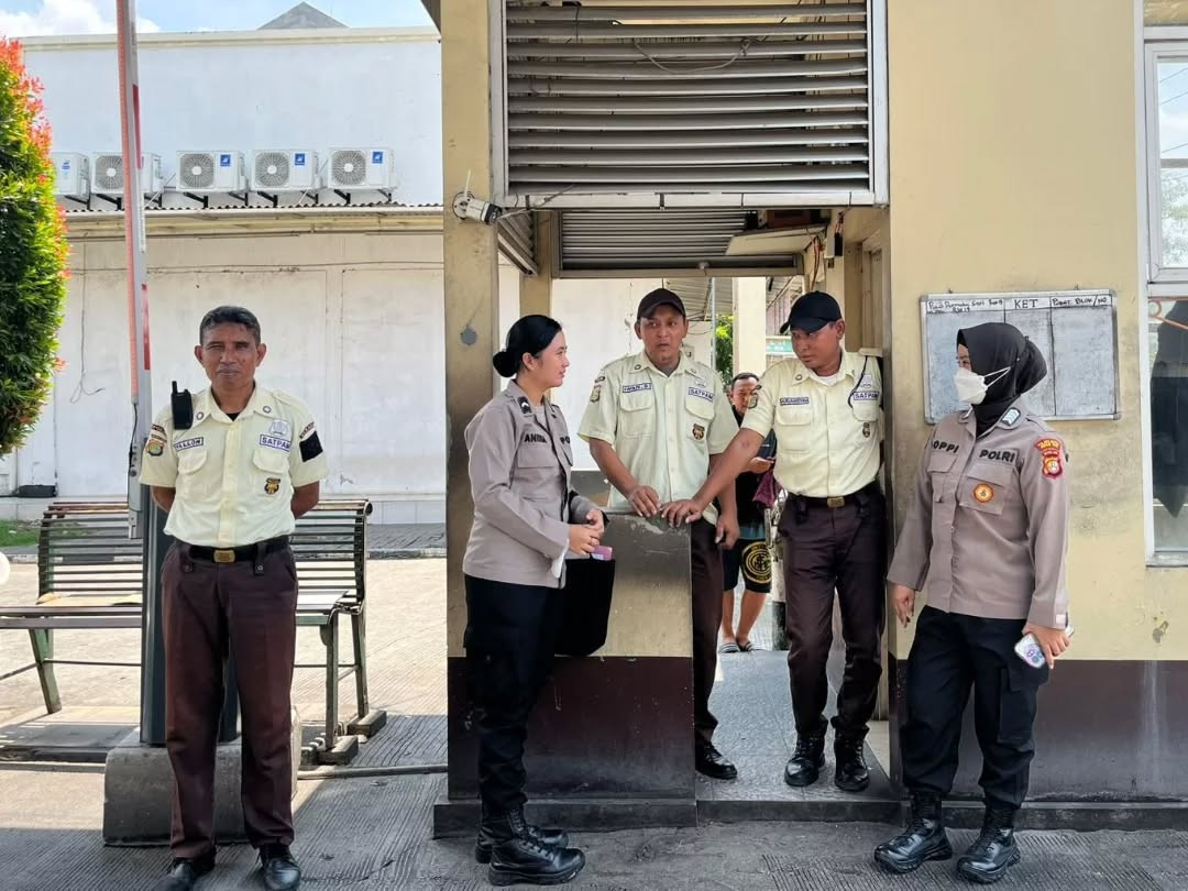 Polwan Polsubsektor Pekayon Jaya Hadirkan Pelayanan Humanis dan Responsif bagi Masyarakat