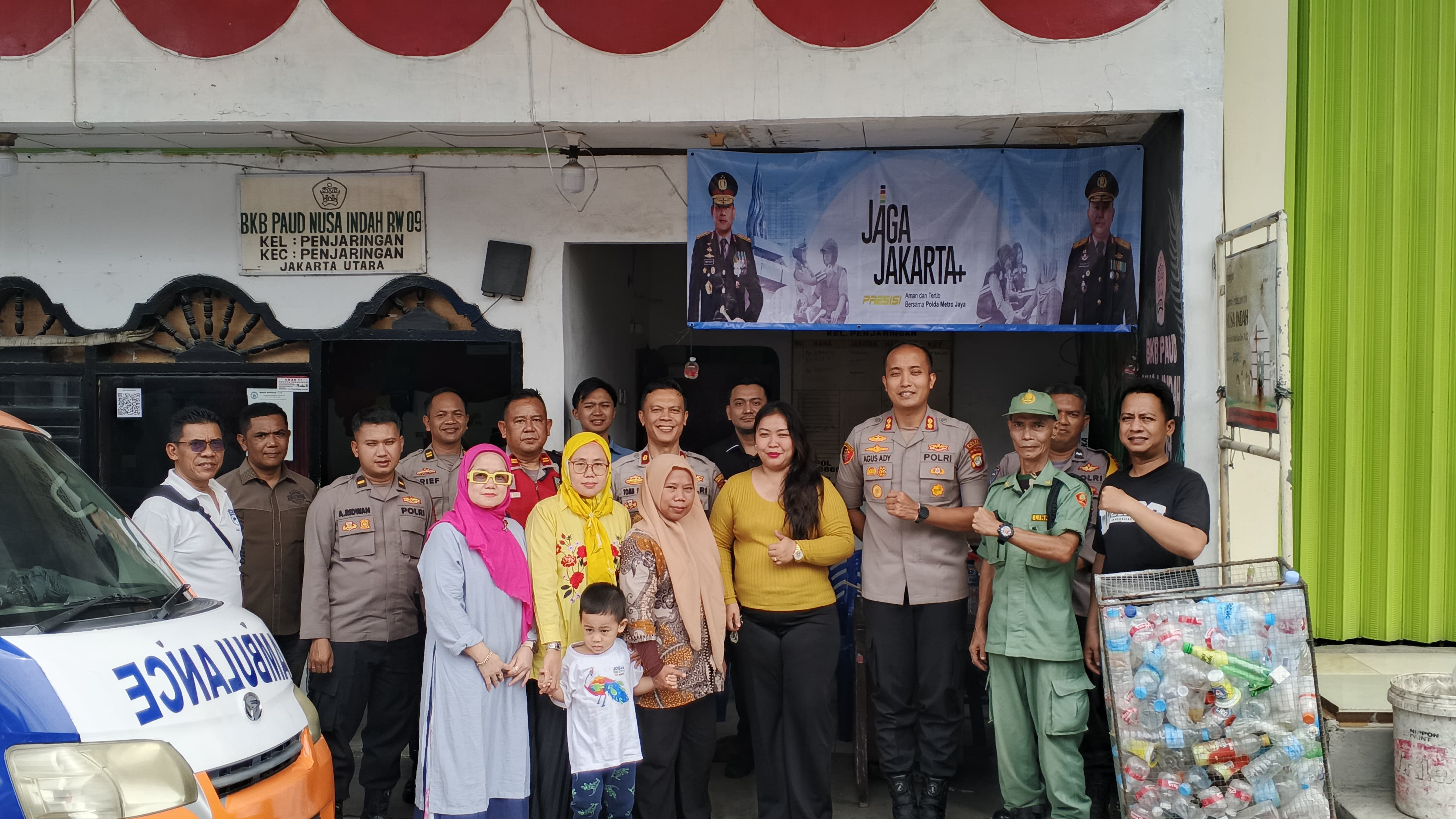 Jaga Jakarta+, dan Jaga Lingkungan, Polsek Metro Penjaringan Gelar Siskamling Bersama Warga RW 09 Pluit