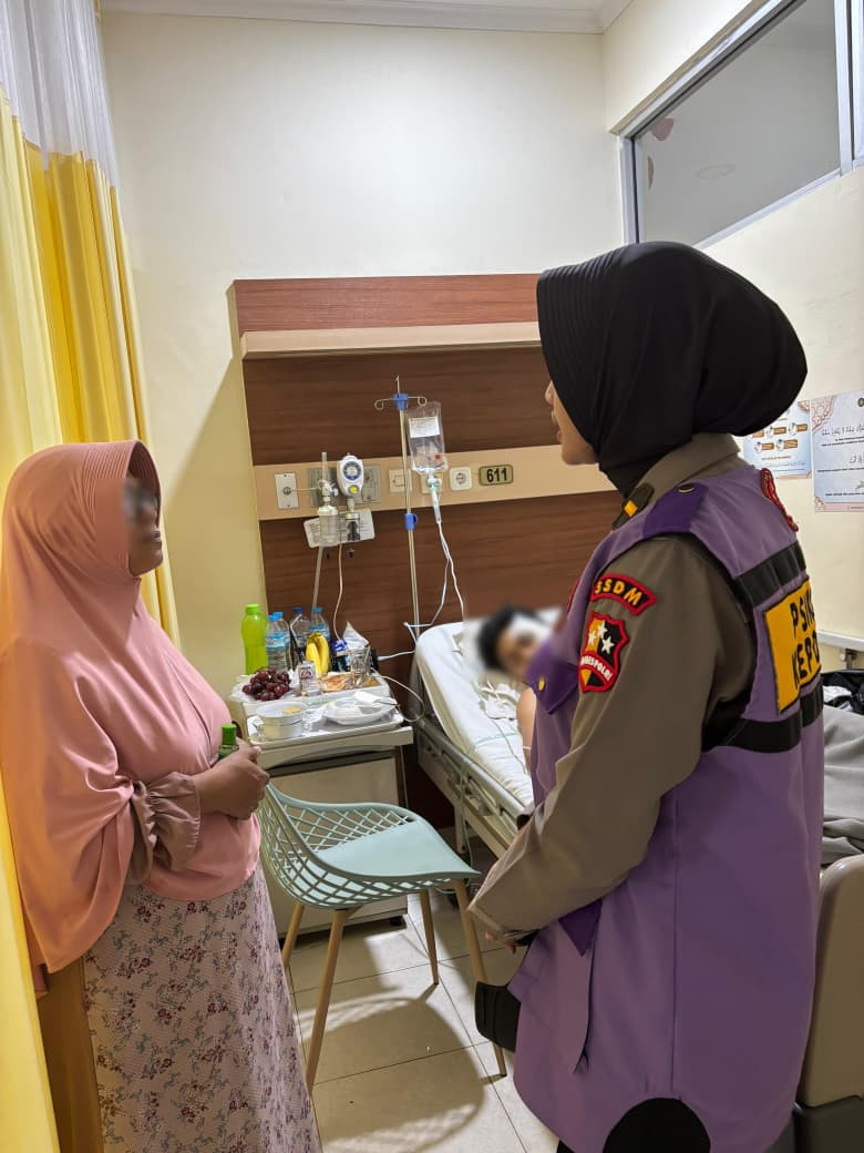 POLRI LANJUTKAN PENDAMPINGAN PSIKOSOSIAL DAN PEMULIHAN PASCA LEDAKAN SMAN 72 JAKARTA UTARA