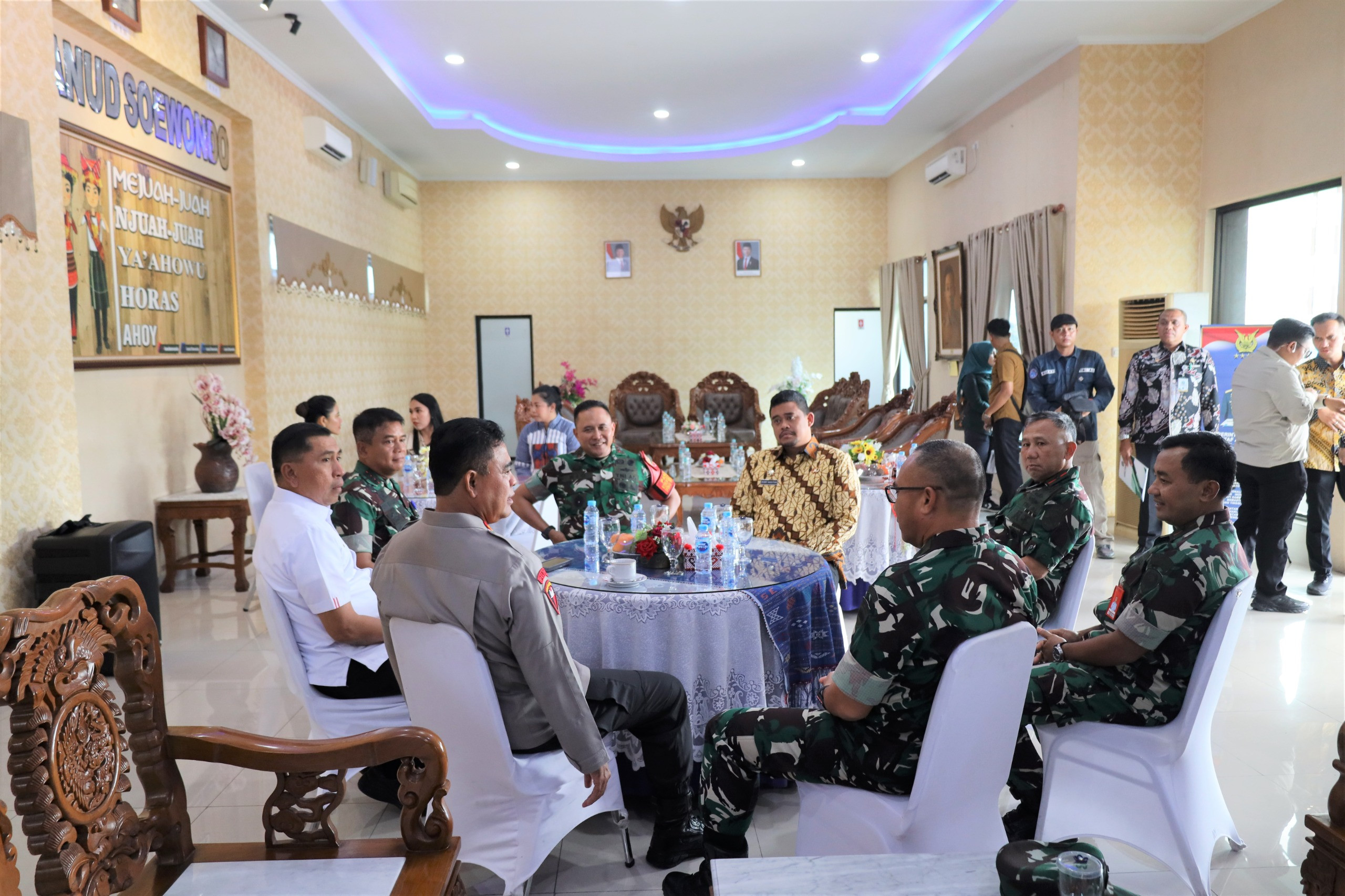 Komandan Lantamal I Sambut Kedatangan Wakil Presiden RI di Medan