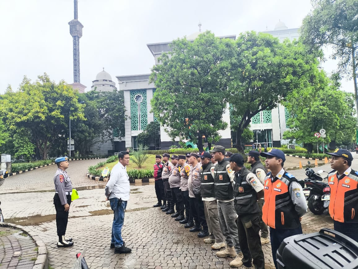 Polsek Koja Gelar Apel Pengamanan Peringatan Isra Mi’raj di Jakarta Islamic Centre