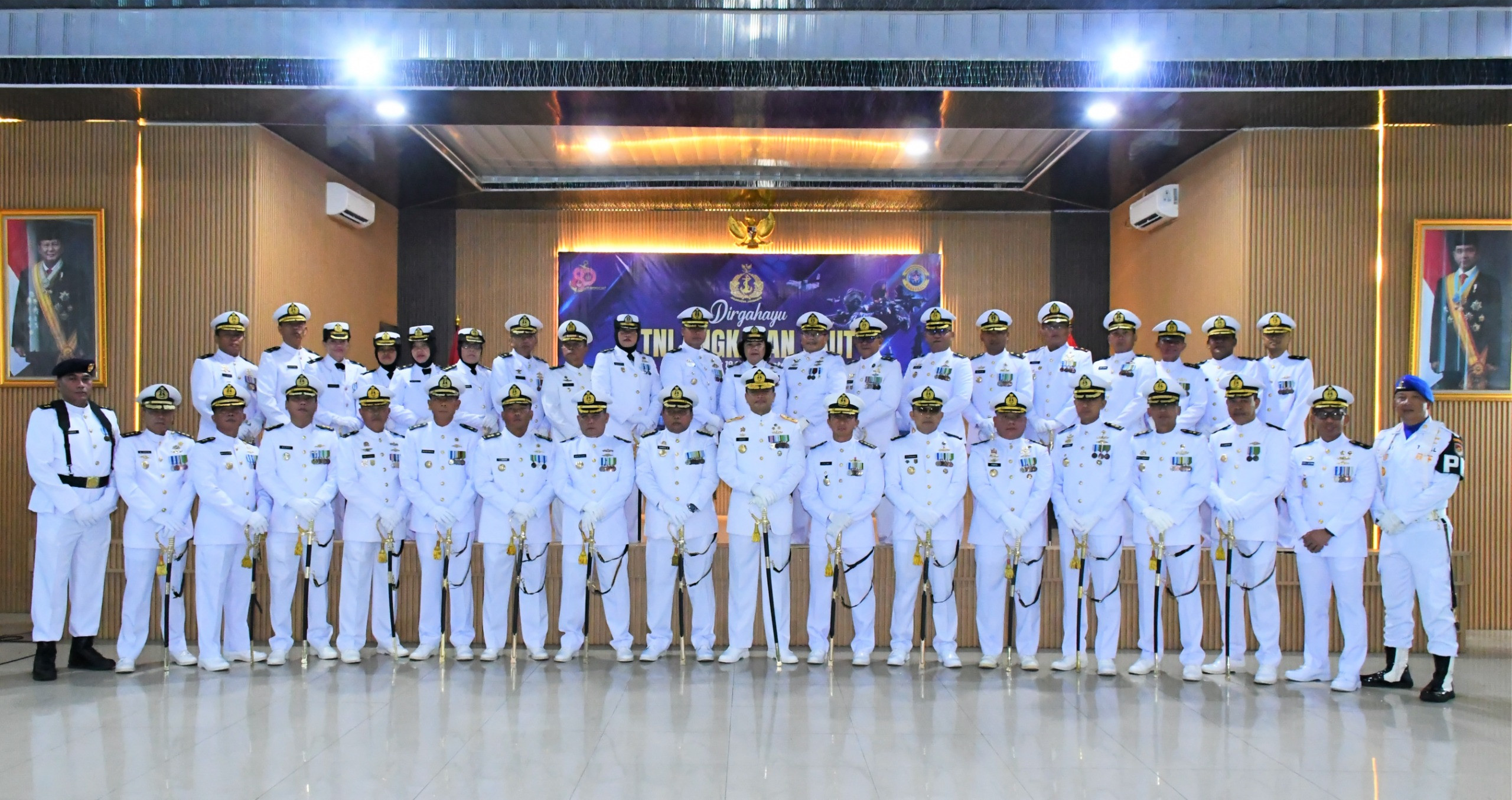 Komandan Kodaeral I  Pimpin Upacara HUT Ke-80 TNI AL
