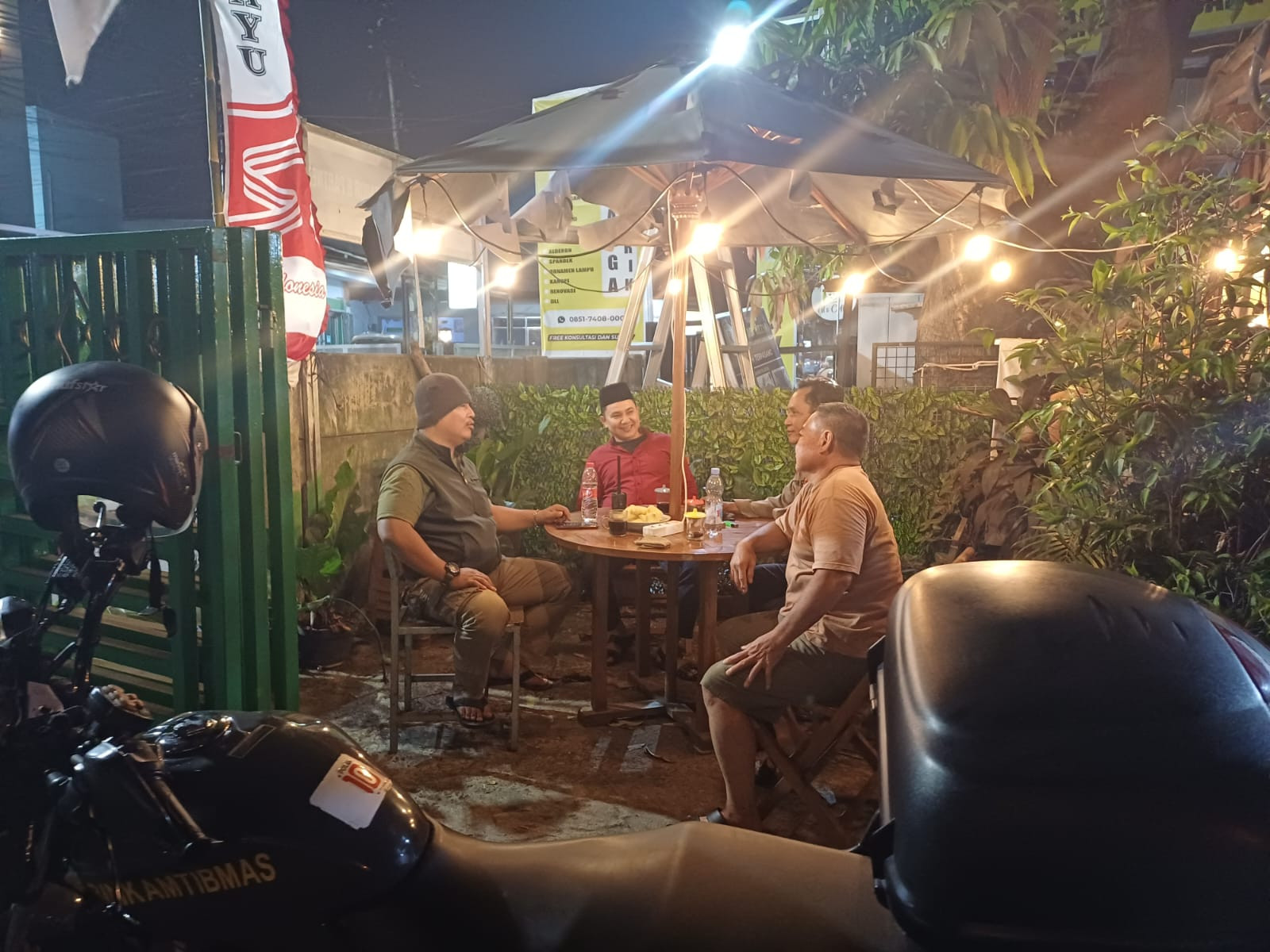 Bhabinkamtibmas Bintarajaya Patroli dan Sambang Warga, Ajak Wujudkan Lingkungan Aman dan Rukun
