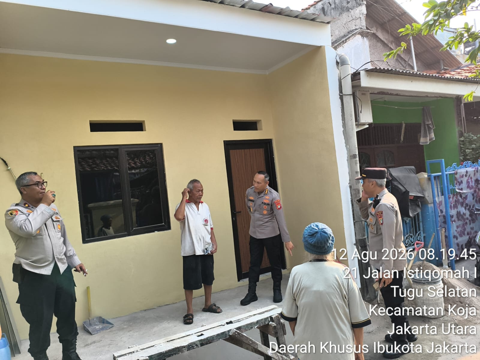 Polri Bangun Harapan, Karo SDM PMJ Tinjau Program Bedah Rumah di Jakarta Utara