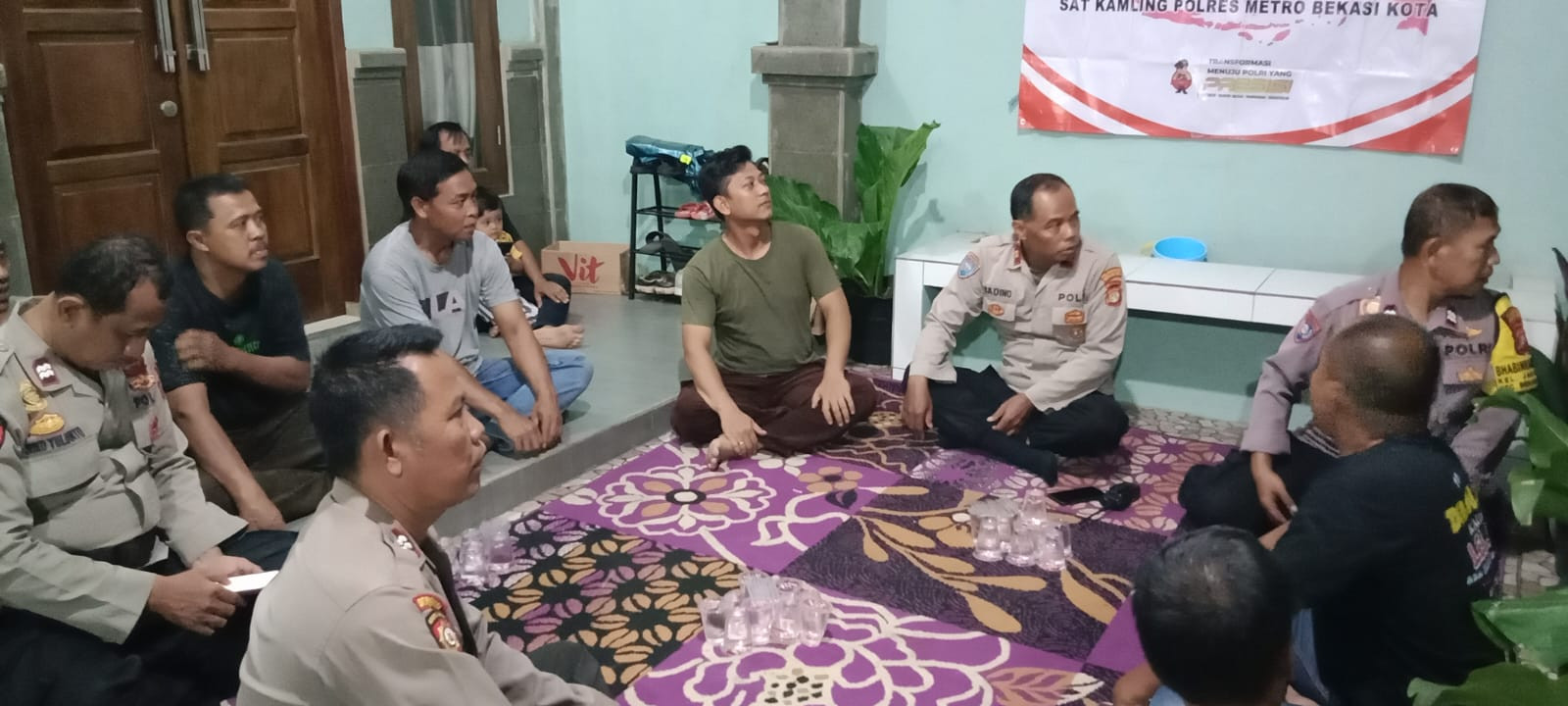 Jalin Silaturahmi, Polsek Bekasi Selatan Gelar "Ngopi Kamtibmas" di Jaka Setia