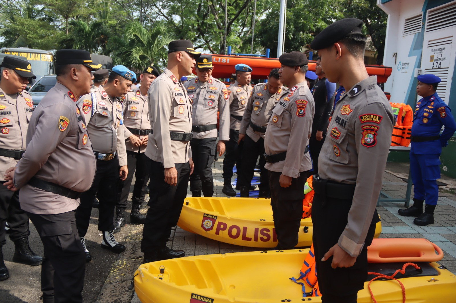 Polres Kepulauan Seribu Gelar Apel Siaga Bencana di Marina Ancol, Pastikan Kesiapan Personel dan Peralatan Hadapi Potensi Cuaca Ekstrem