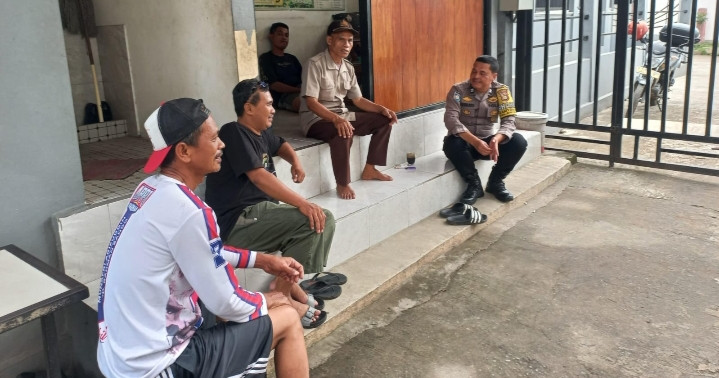 Silaturahmi Bhabinkamtibmas ke Perum Bumirahayu Bantargebang