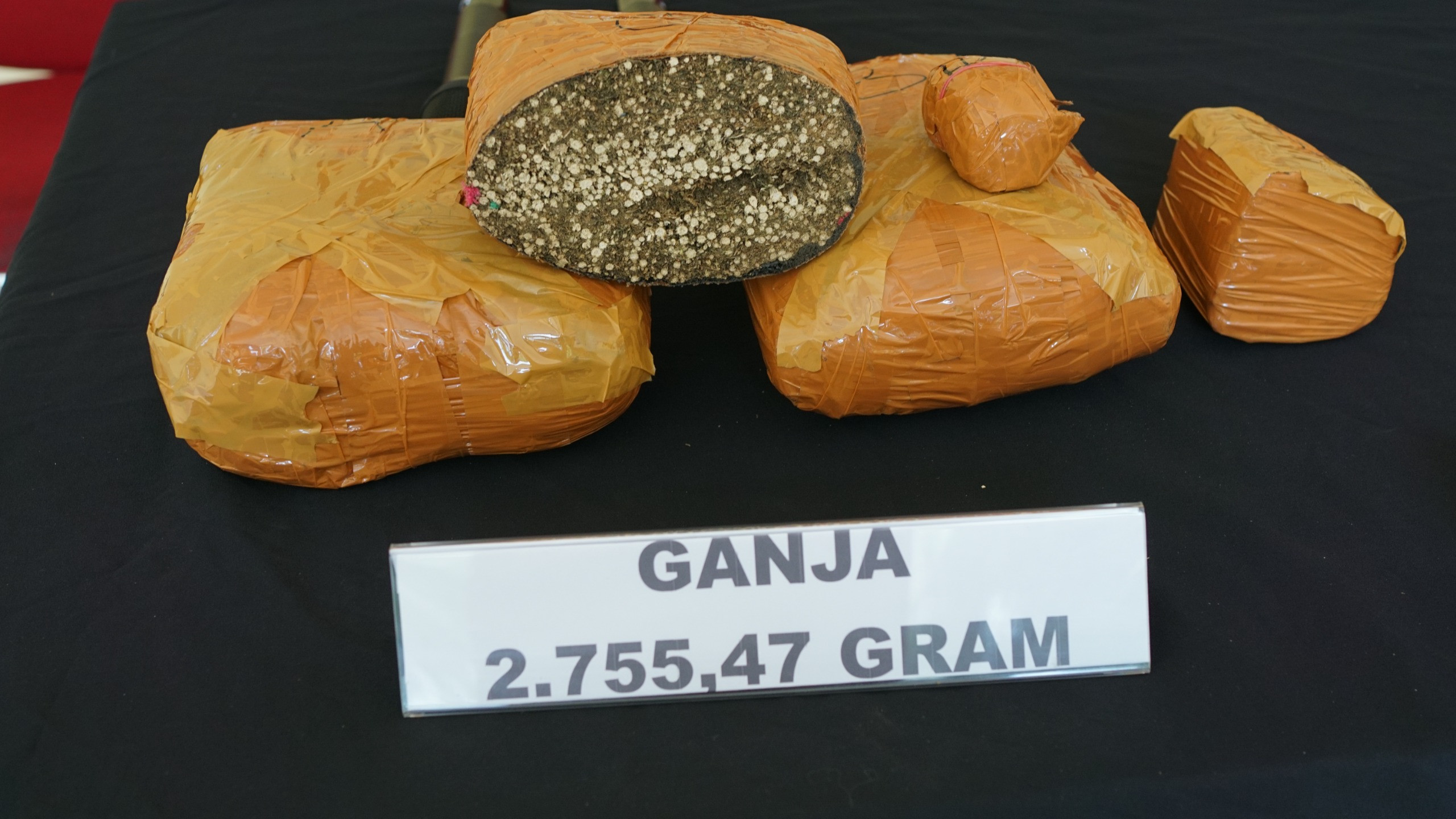 Gempur Narkoba! 27,46 Gram Sabu dan Puluhan Gram Ganja Dimusnahkan Polres Metro Bekasi
