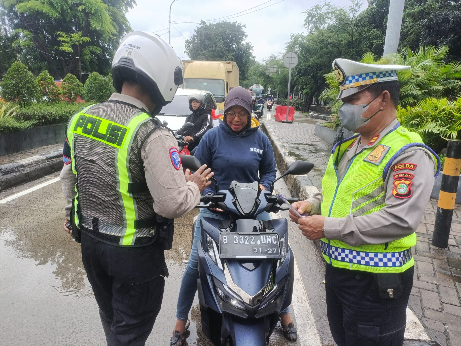 Polisi Sosialisasikan Operasi Keselamatan Jaya 2026 di Cilincing, Tekankan Keselamatan Pengguna Jalan