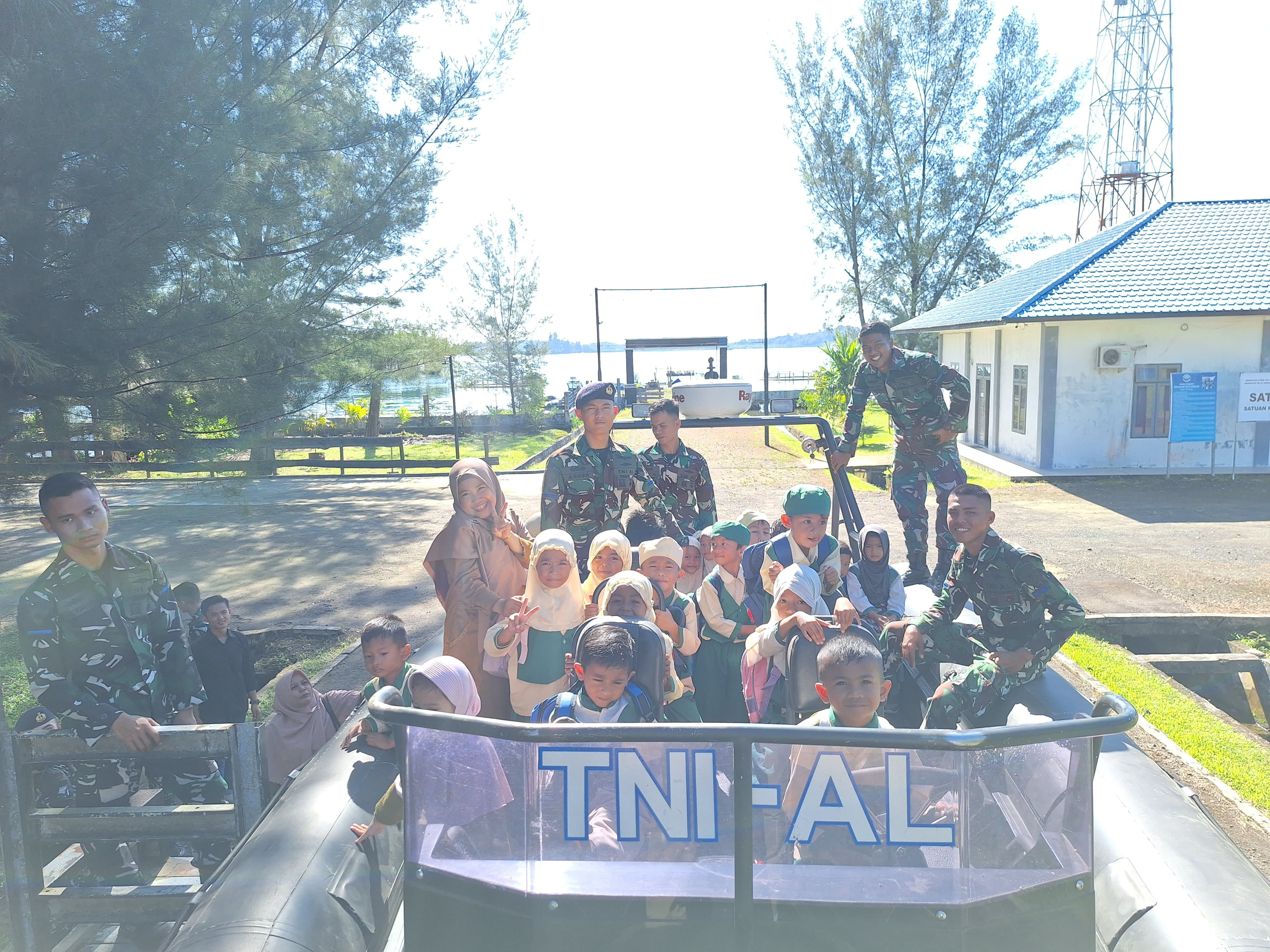 Lanal Simeulue Terima Kunjungan Edukasi TK Islam Al Fathul Akbar
