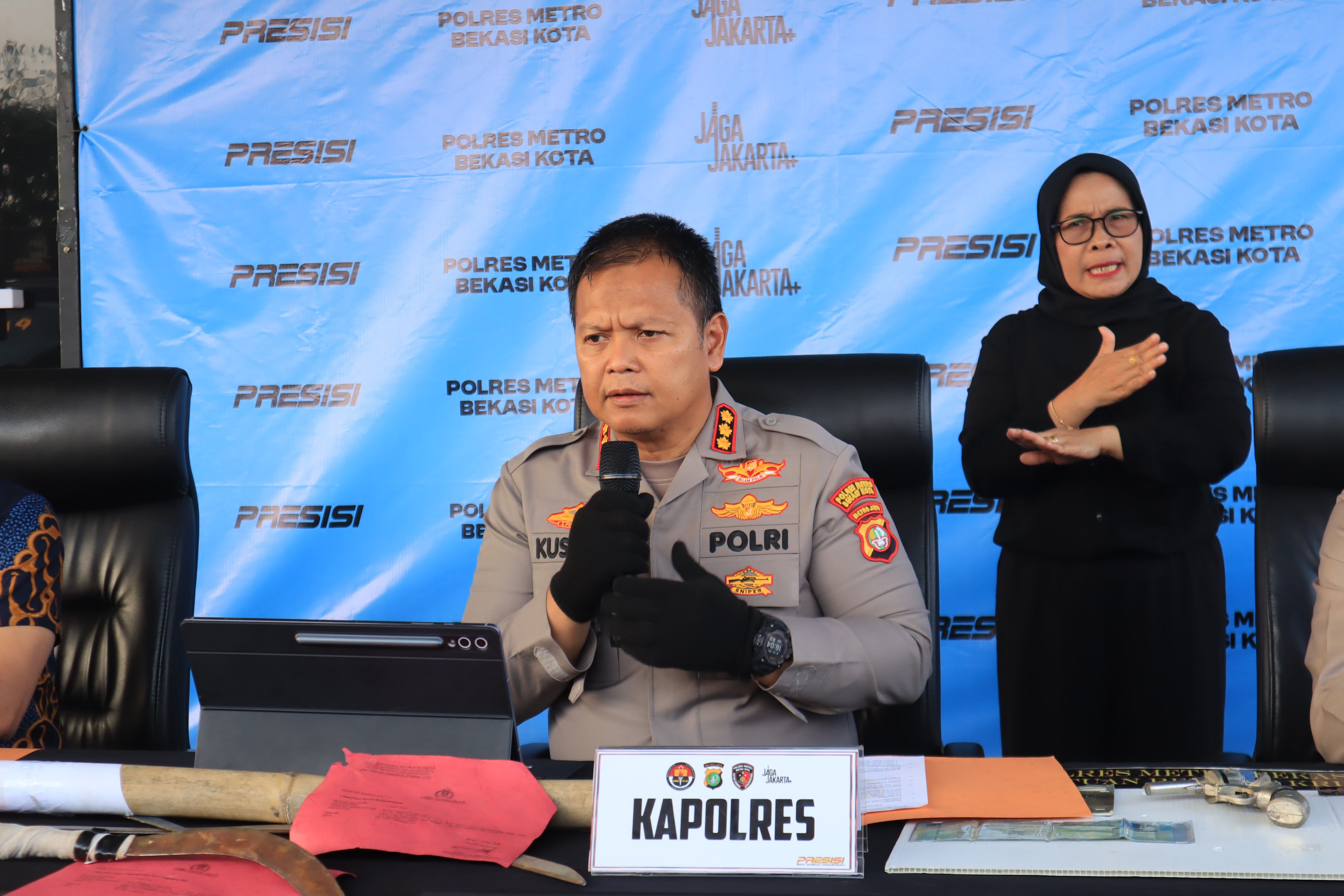 Polres Metro Bekasi Kota Ungkap Kasus Pengeroyokan  di Mustika Jaya
