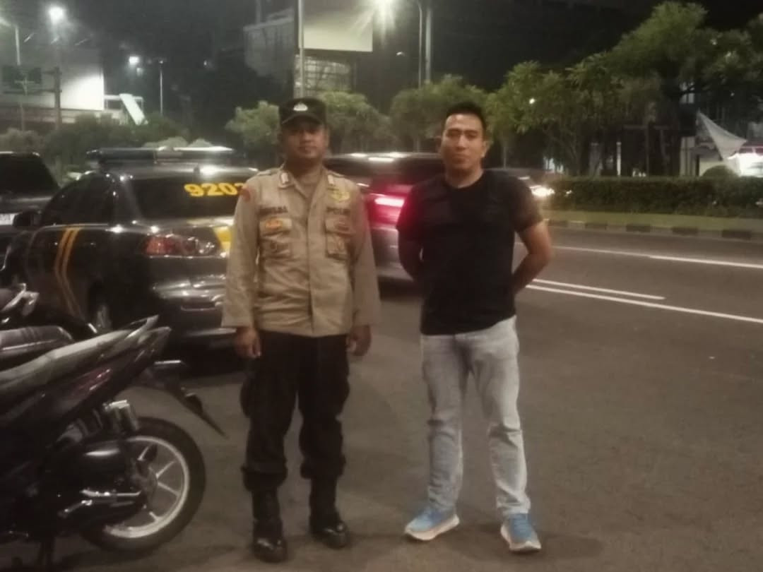 Sinergi Polri - TNI dan Pemkot Bekasi Laksanakan Patroli Skala Besar di Plaza Patriot