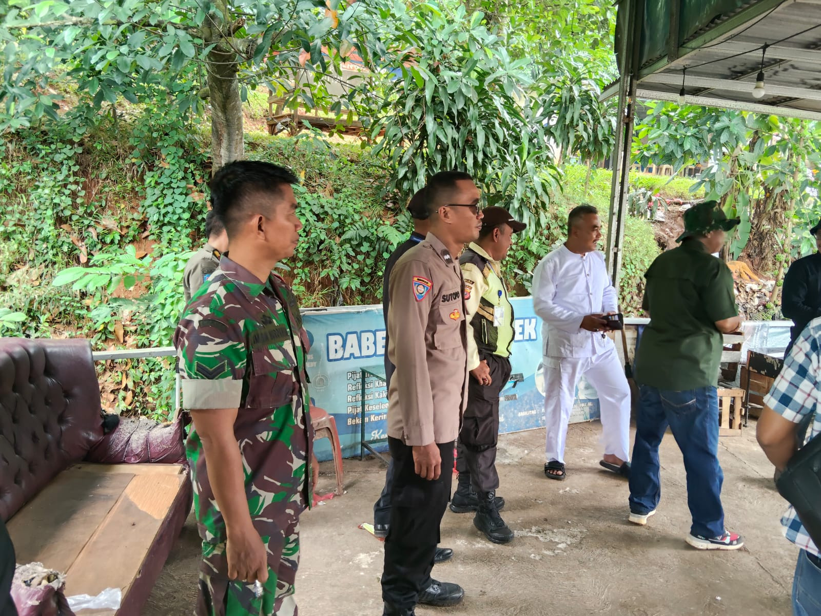 Sinergitas TNI-Polri, Bhabinkamtibmas Polsek Parung dan Babinsa Jalin Kedekatan dengan Warga Binaan