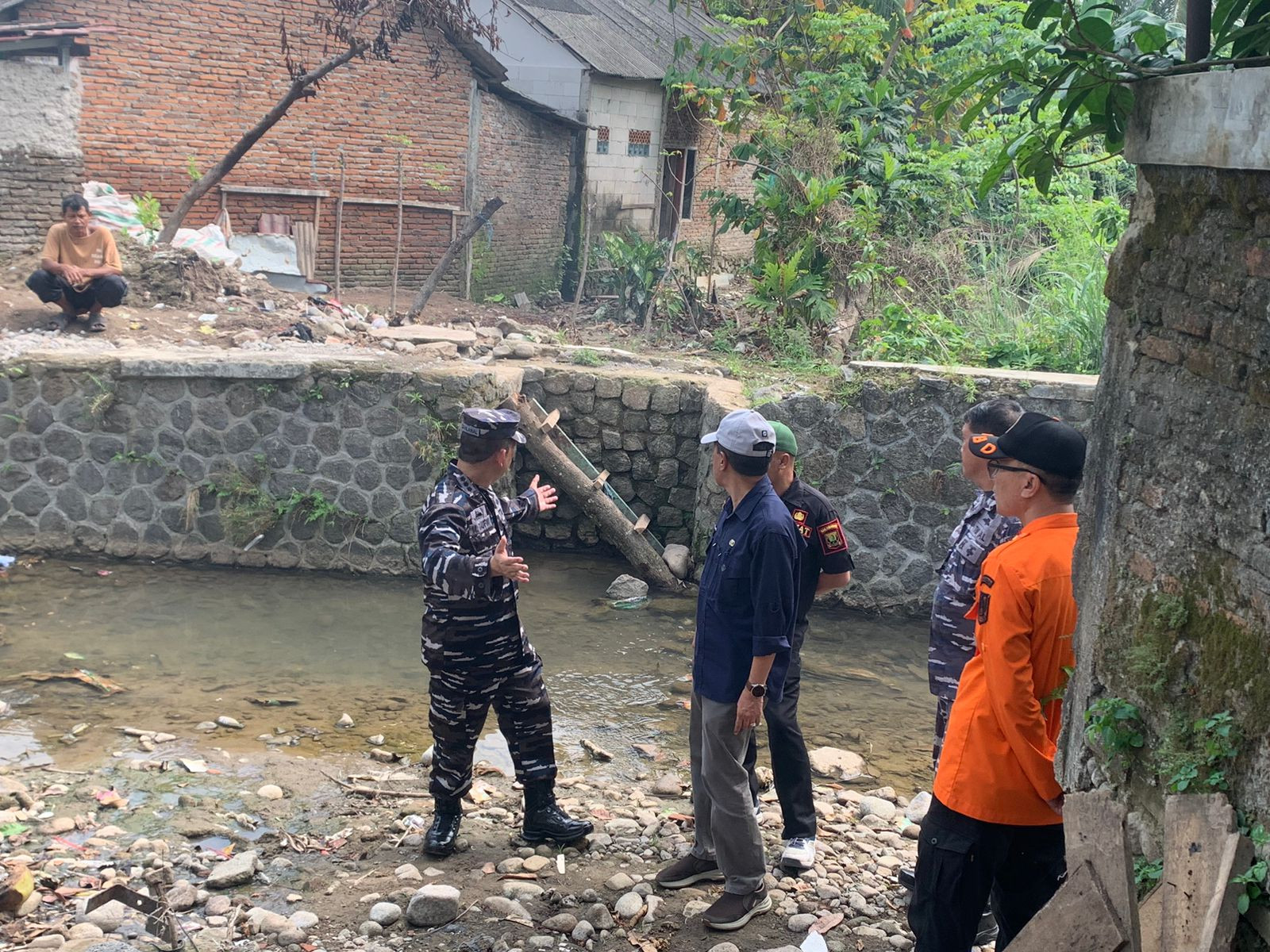 Komandan Lanal Bandung Respon Cepat Bencana di Kabupaten Sukabumi