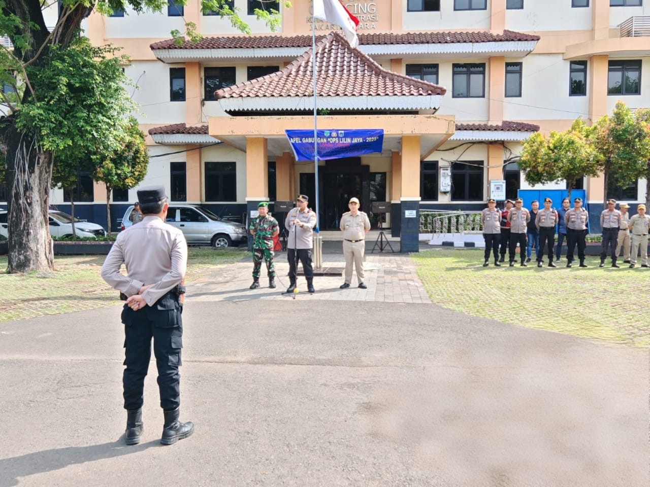 Apel Tiga Pilar Polsek Cilincing Perkuat Sinergi Pengamanan Natal 2025 dan Tahun Baru 2026