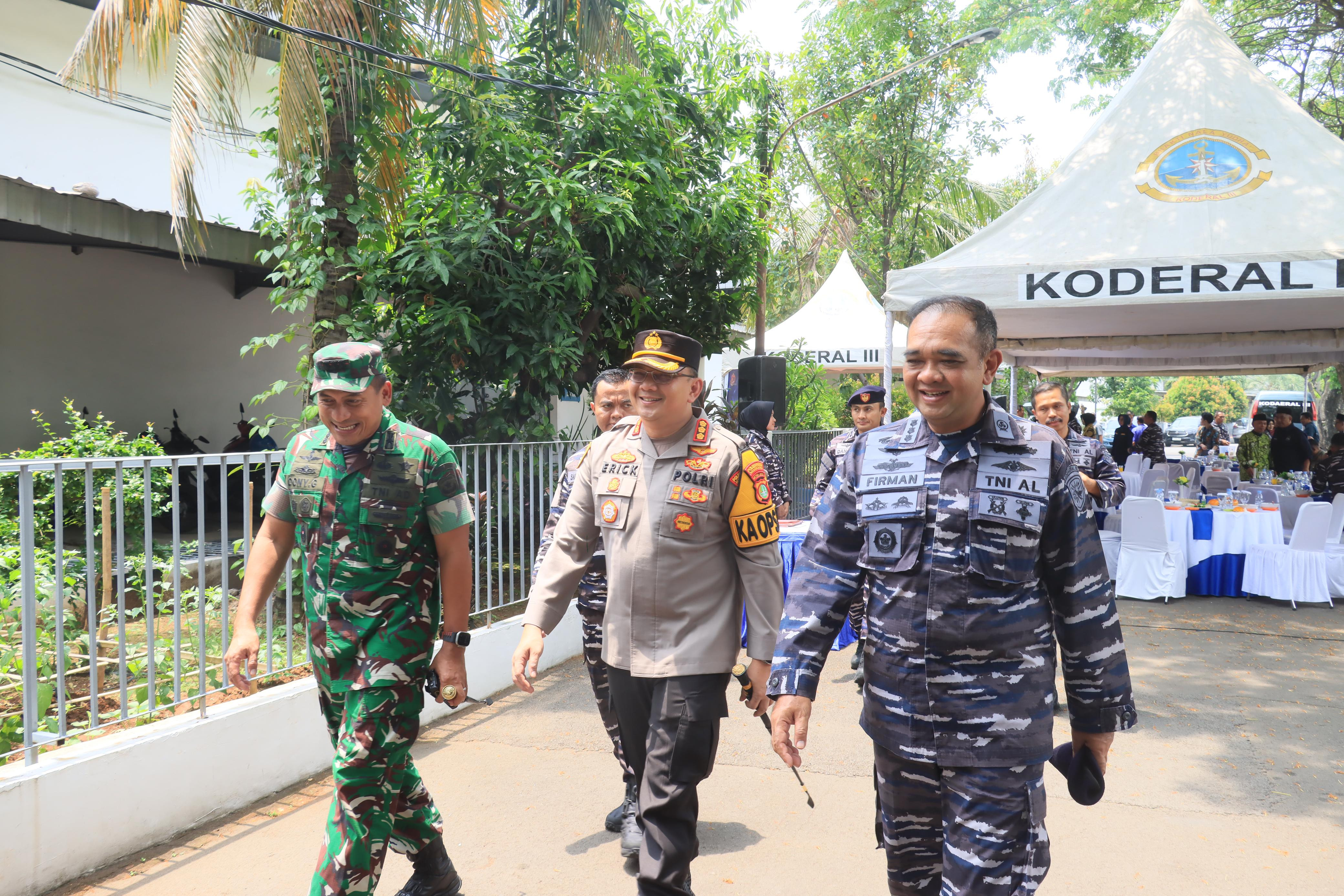 Kapolres Metro Jakarta Utara Hadiri Baksos dan Bakkes HUT ke-80 TNI AL di Ancol