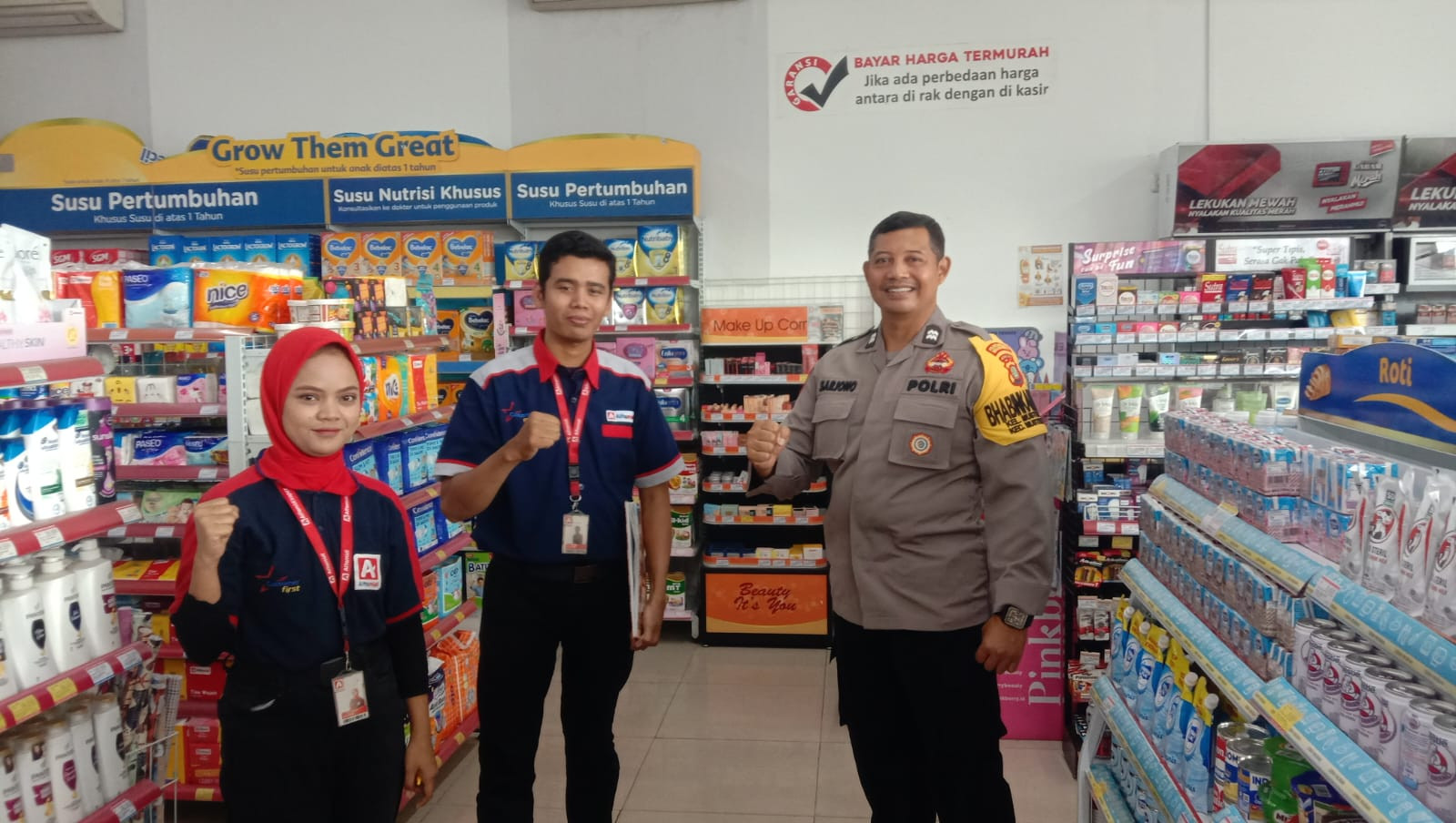 Bhabinkamtibmas Sambang di Kelurahan Mustikasari , Bentuk Kedekatan Polri dengan Masyarakat