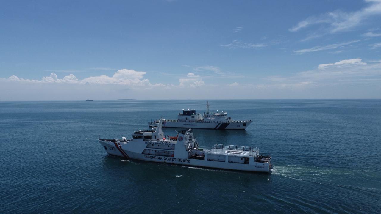 Bakamla RI dan Indian Coast Guard Gelar Passing Exercise di Laut Jawa