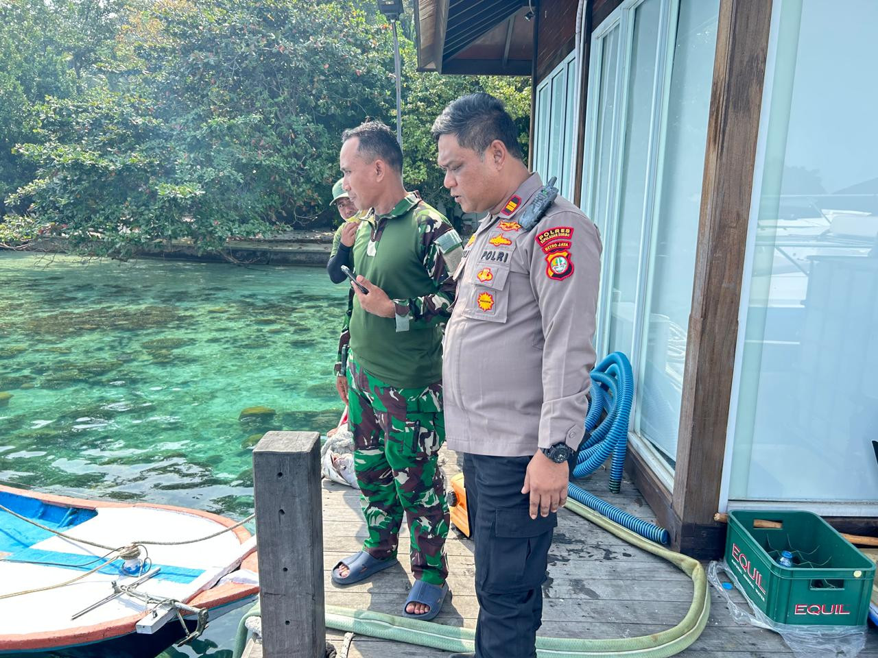 Polsek Kepulauan Seribu Utara Gelar Patroli Perairan, Sambangi Pulau-Pulau Wisata dan Bantu Nelayan