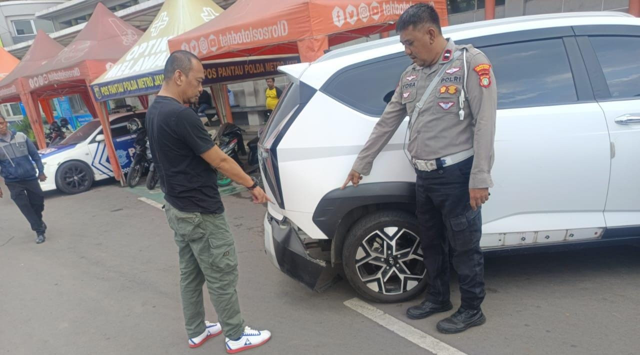 Kecelakaan Lalu Lintas di Gerbang Harapan Indah Berakhir dengan Musyawarah