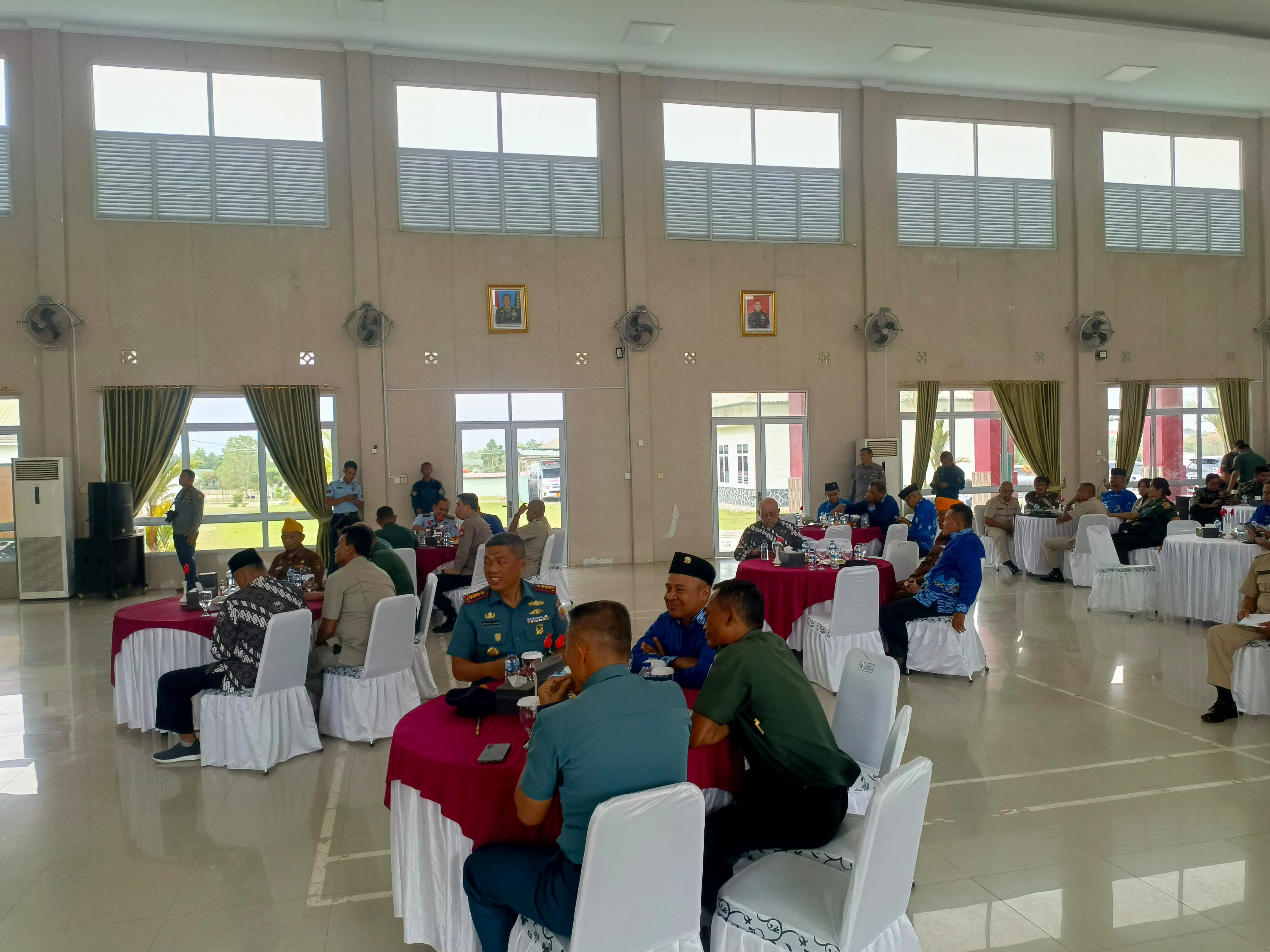 Danlanal Bintan Hadiri Halal Bihalal Presiden RI Dengan Purnawirawan TNI-Polri Melalui Vicon