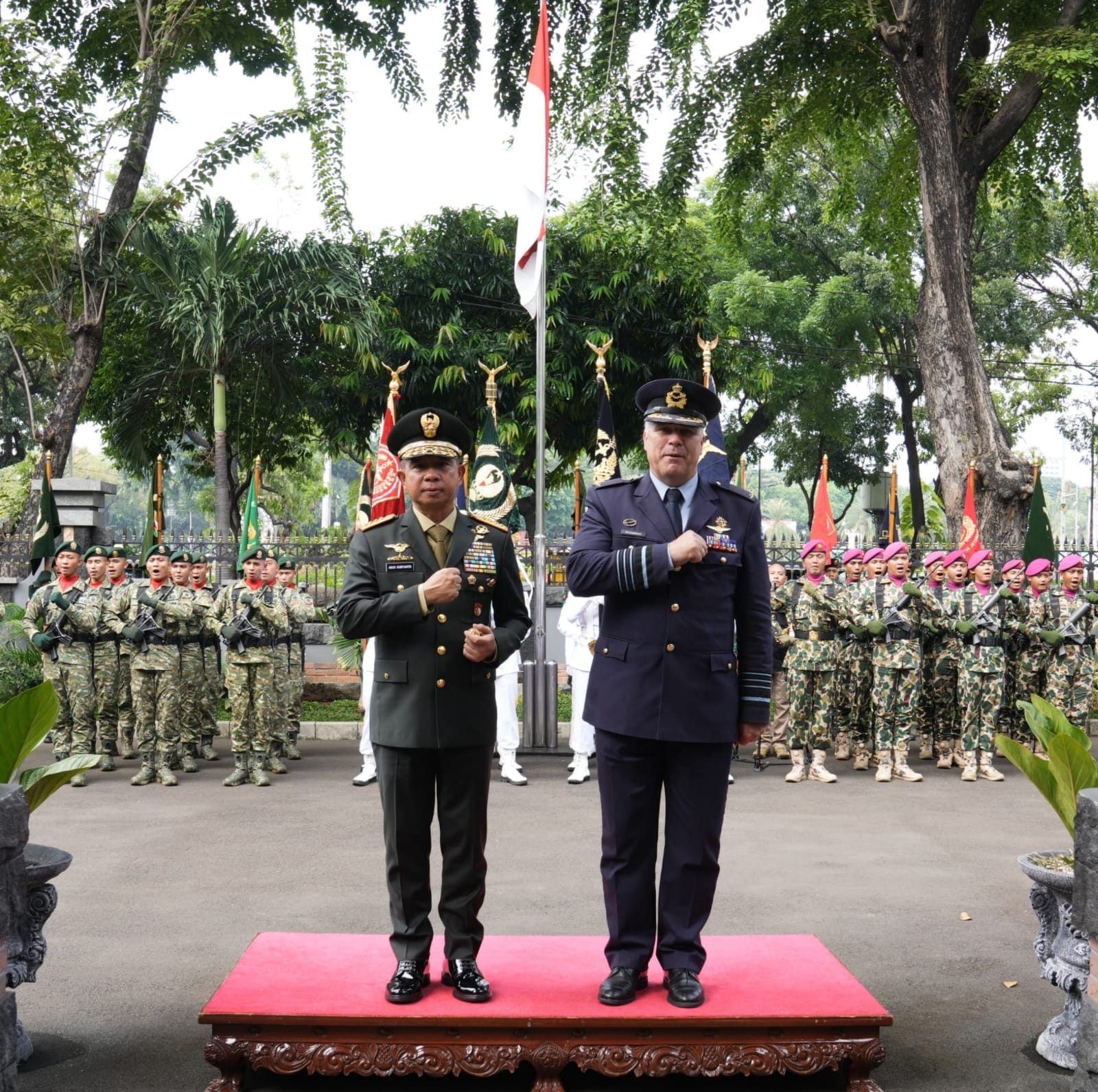 Panglima TNI Dan Panglima Angkatan Bersenjata Belanda Bahas Peningkatan Kerja Sama Militer