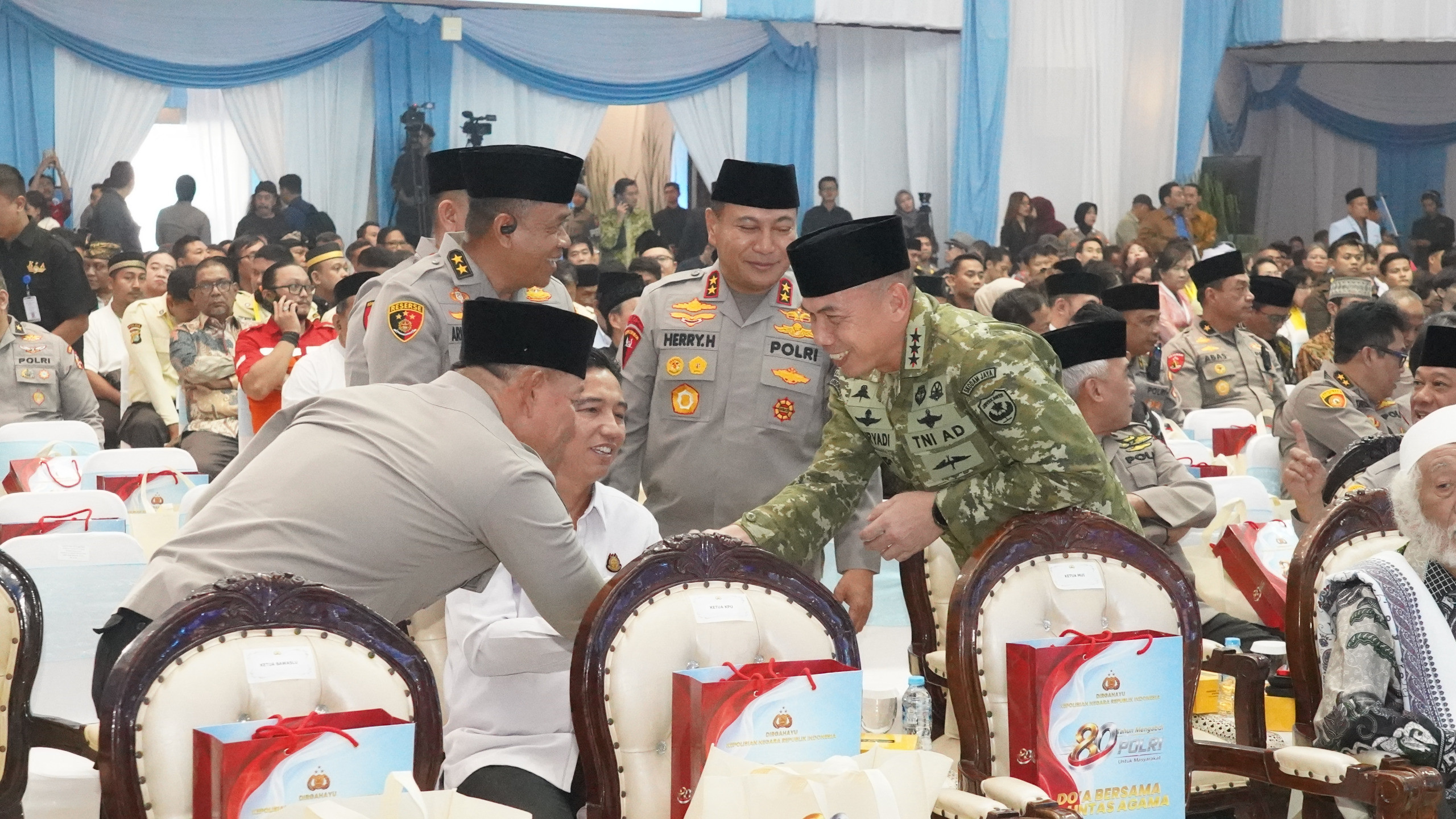 Pangdam Jaya Hadiri Doa Bersama Lintas Agama Hari Bhayangkara ke-80, Perkuat Sinergi dan Kerukunan Bangsa