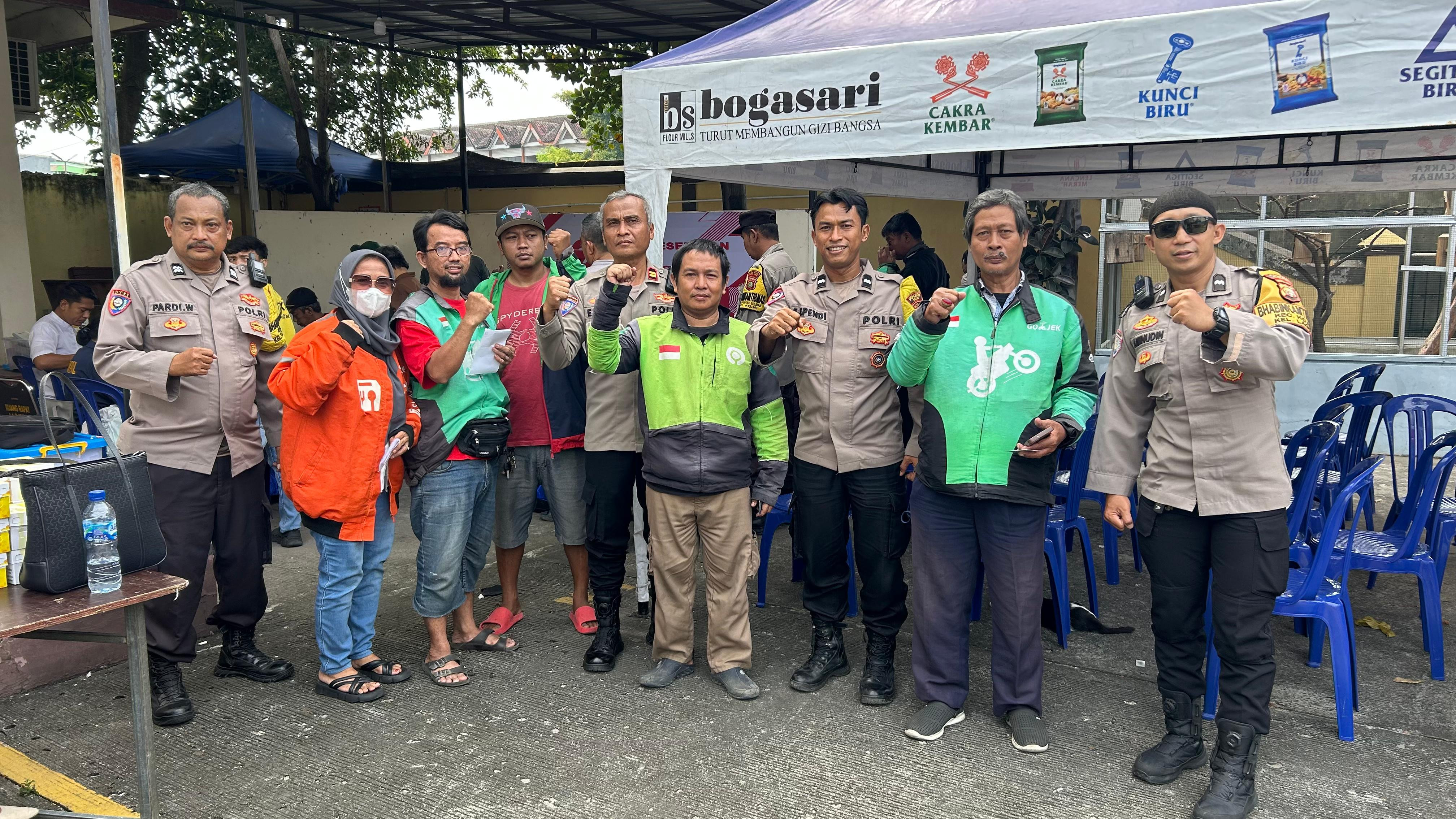 Pemeriksaan Kesehatan Gratis Meriahkan Hari Bhayangkara ke-79 di Polsek Koja