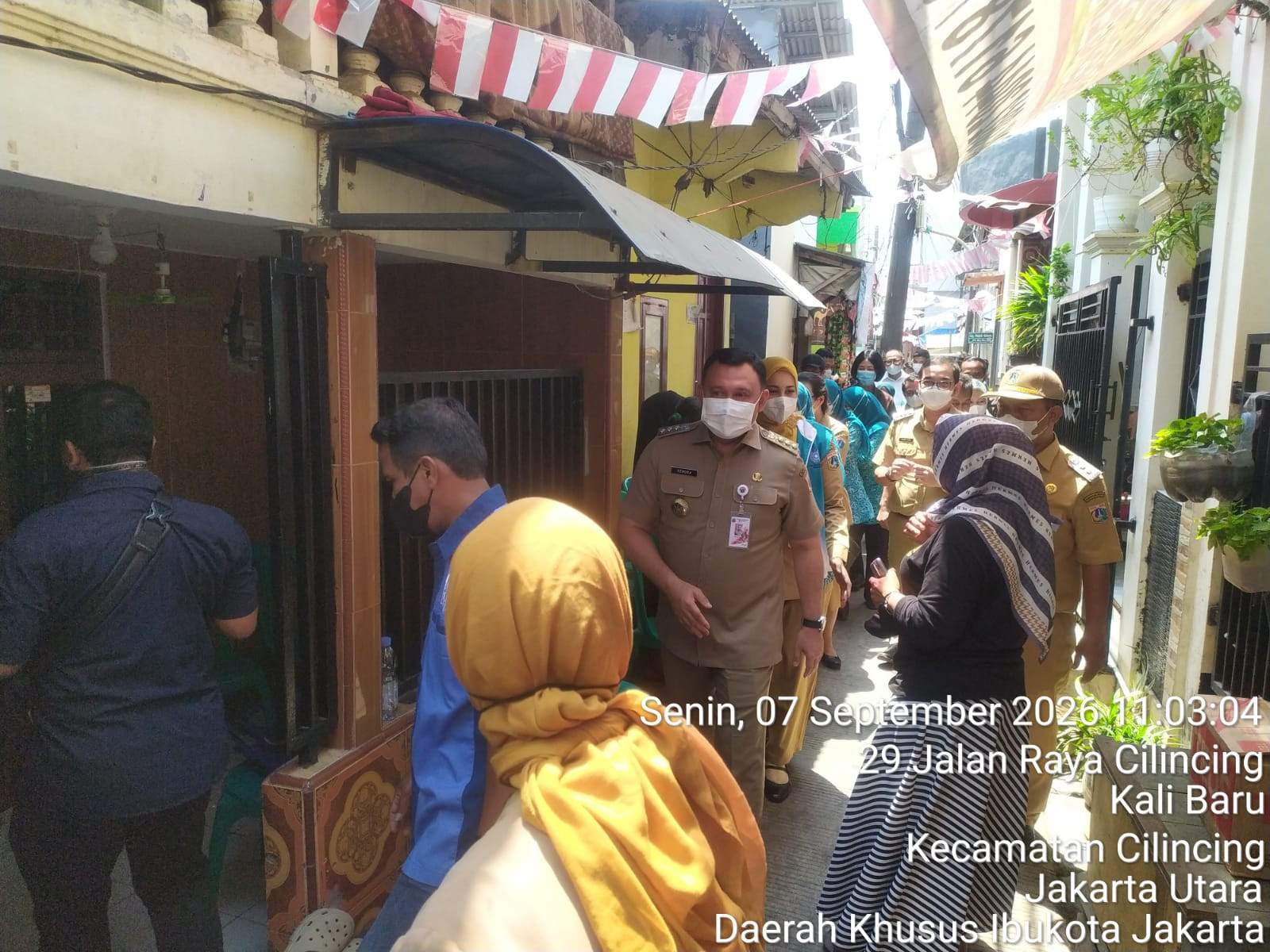 Polsek Cilincing Kawal Kegiatan Kemanusiaan, Wali Kota Administrasi Jakut Jenguk Remaja Pengidap Autoimun
