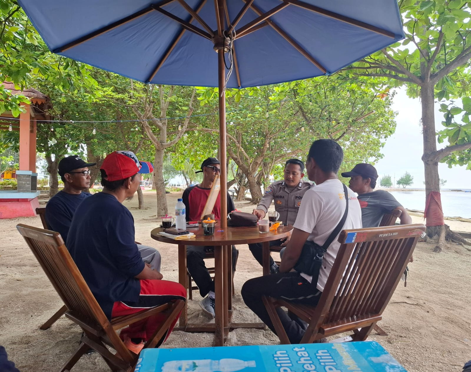 Bhabinkamtibmas Pulau Tidung Sambang Warga Lewat Jakarta On The Spot, Sosialisasikan Layanan Polri 110