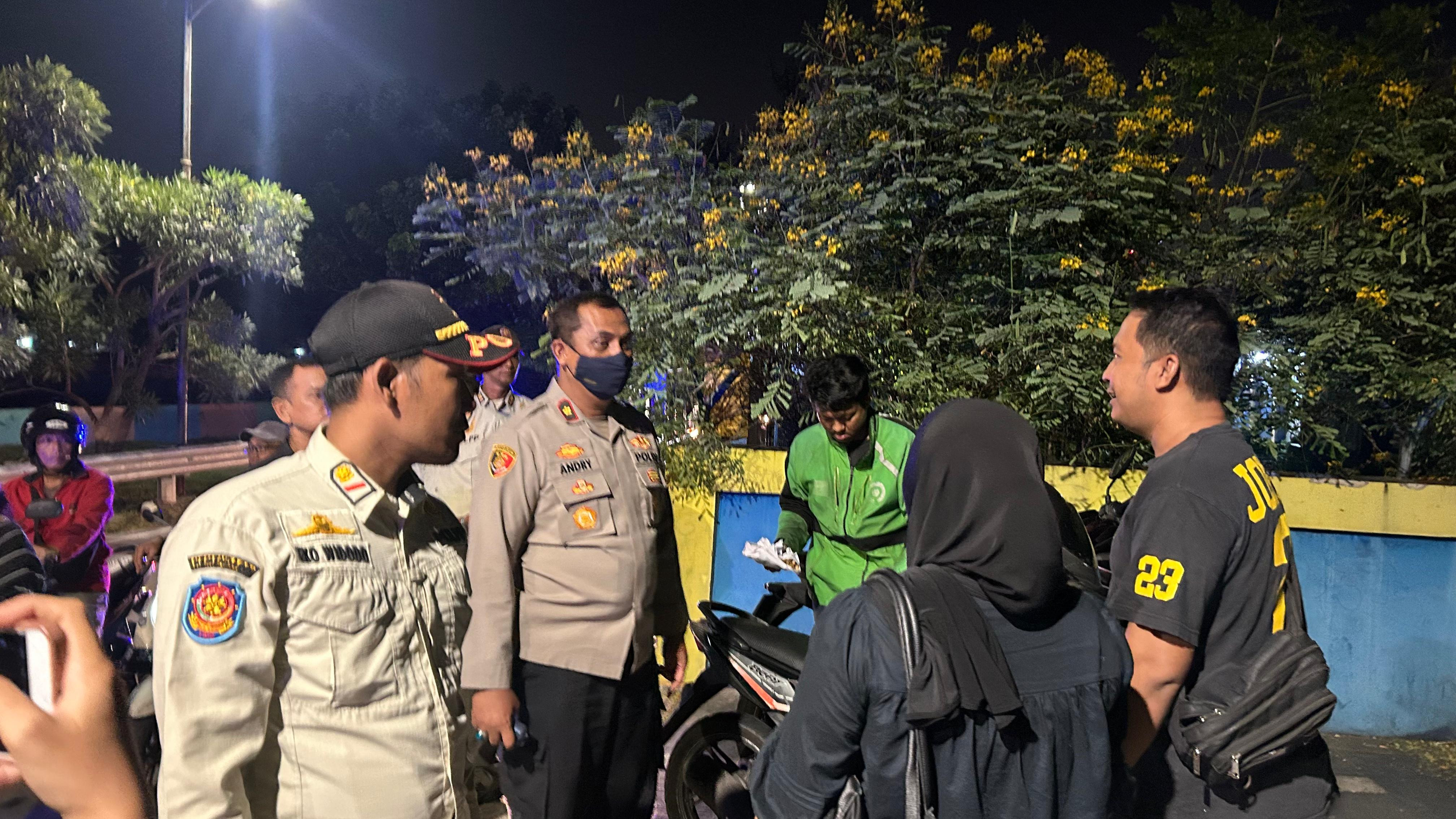 Kapolsek Koja Gelar Patroli Skala Besar Cegah Tawuran dan Kejahatan Jalanan