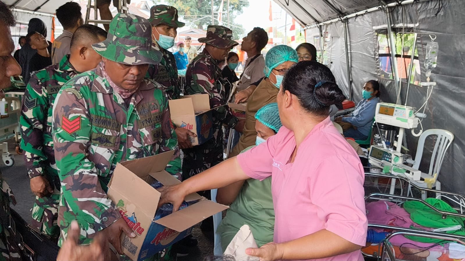 TNI Terjunkan Pesawat Hercules dan KRI Tangani Warga Terdampak Gempa di NTT, Kerusakan Signifikan di Kabupaten Manggarai