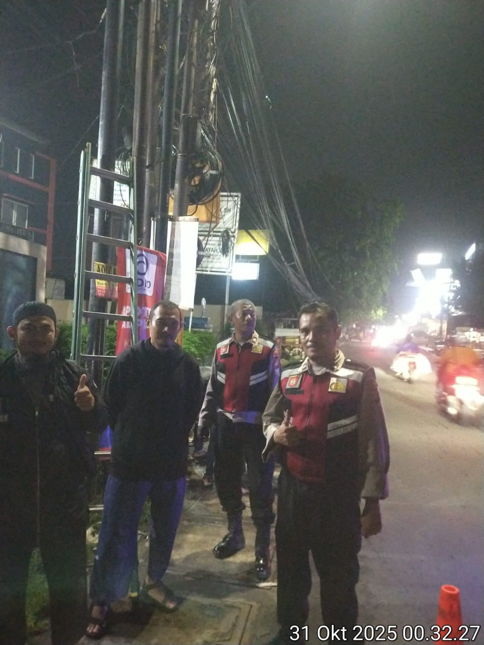 Polsek Bekasi Barat Gelar Patroli Malam, Ciptakan Rasa Aman dan Nyaman di Masyarakat