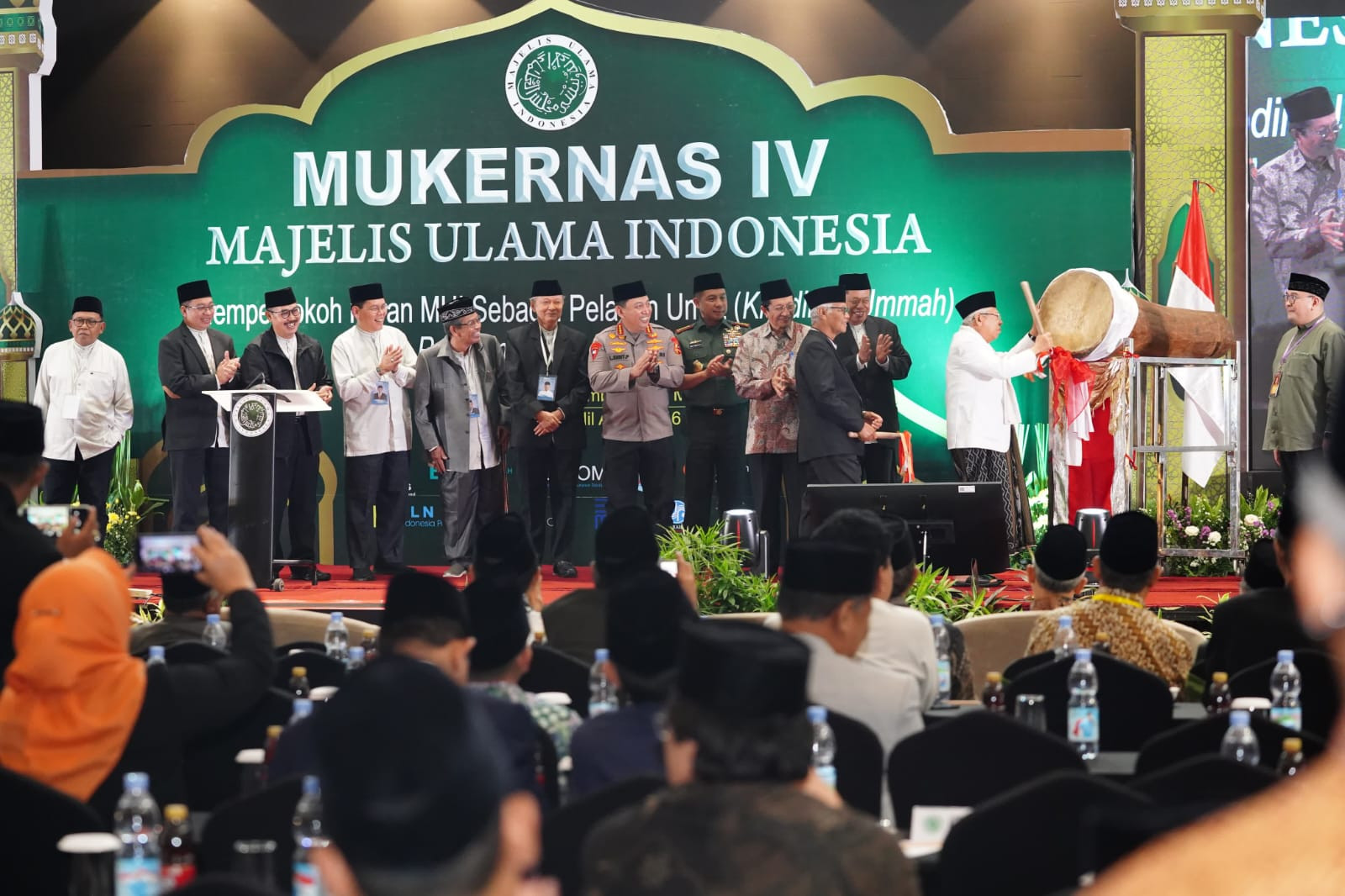 Panglima TNI Hadiri Pembukaan Musyawarah Kerja Nasional IV MUI