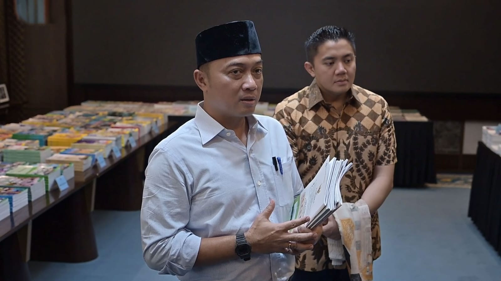 Prabowo Bertekad Perbaiki Buku Ajar SD-SMA, Jadikan Negara Lain sebagai Referensi
