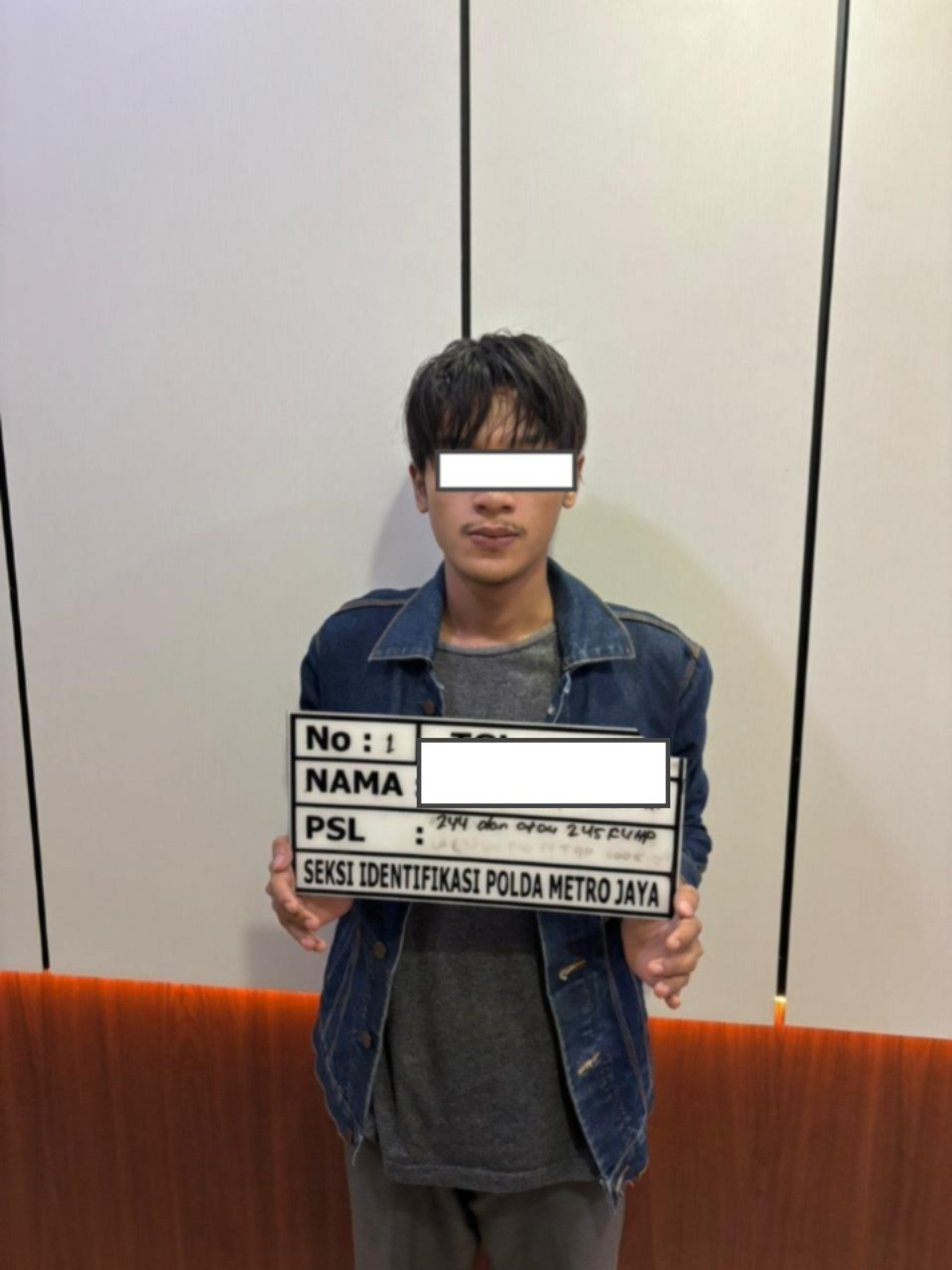 Polda Metro Jaya Bongkar Peredaran Uang Palsu Dolar, Ribuan Lembar Disita