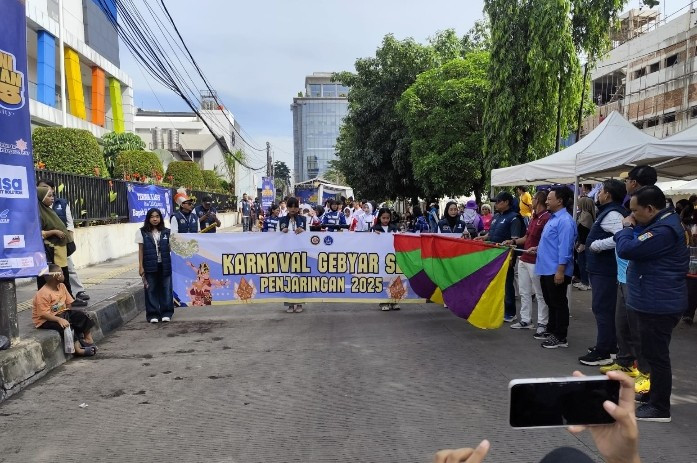 Karnaval dan Pentas Seni Jadi Bahasa Damai Pemuda di Penjaringan