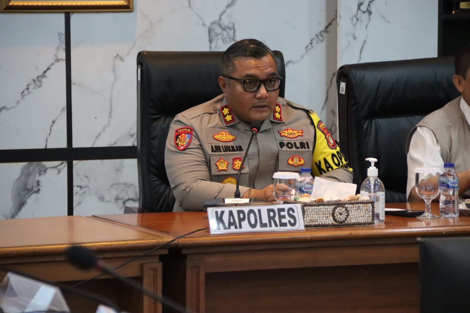 Kapolres Kepulauan Seribu Pimpin Rapat Koordinasi Lintas Sektoral Persiapan Operasi Kepolisian “LILIN JAYA-2024