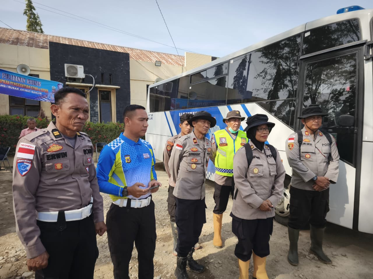 Tinjau langsung Pelayanan Pascabanjir, Kapolda Aceh Pastikan Masyarakat Terlayani Optimal