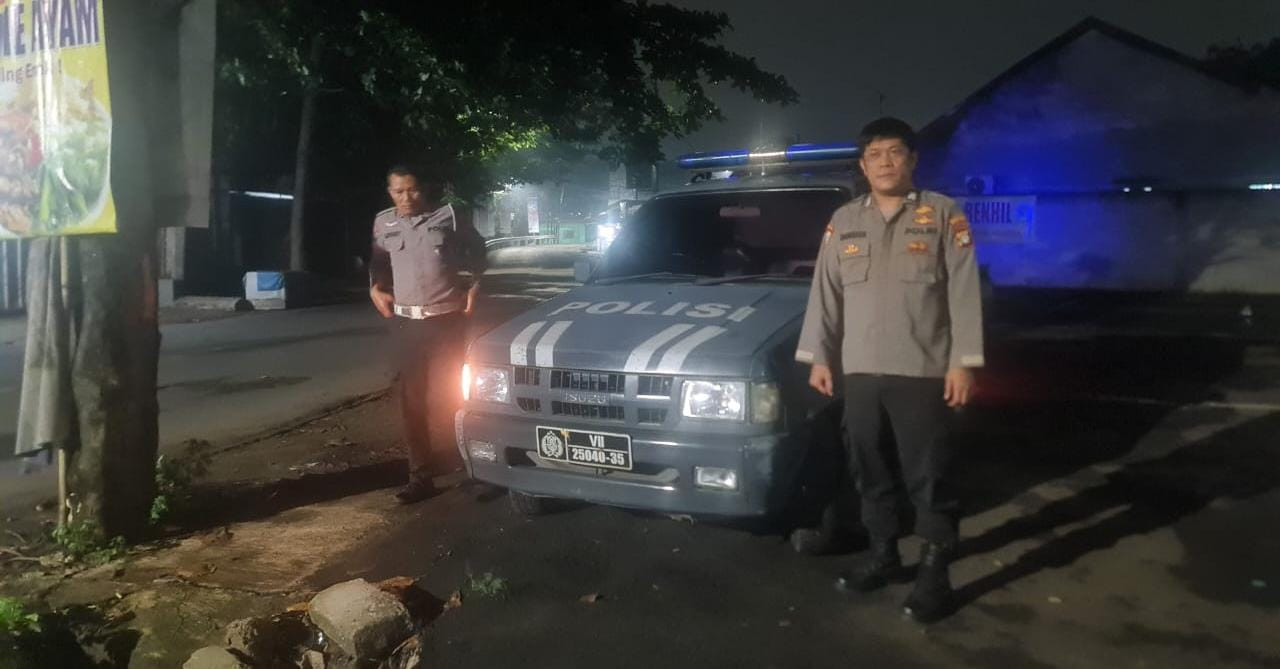 Patroli Cipta Kondisi Polsek Jatisampurna Wujudkan Lingkungan Aman dan Kondusif