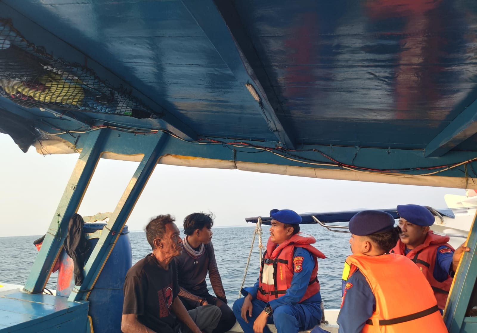Satpolairud Polres Kepulauan Seribu Gencarkan Patroli Dialogis Laut, Antisipasi Kejahatan dan Cuaca Buruk